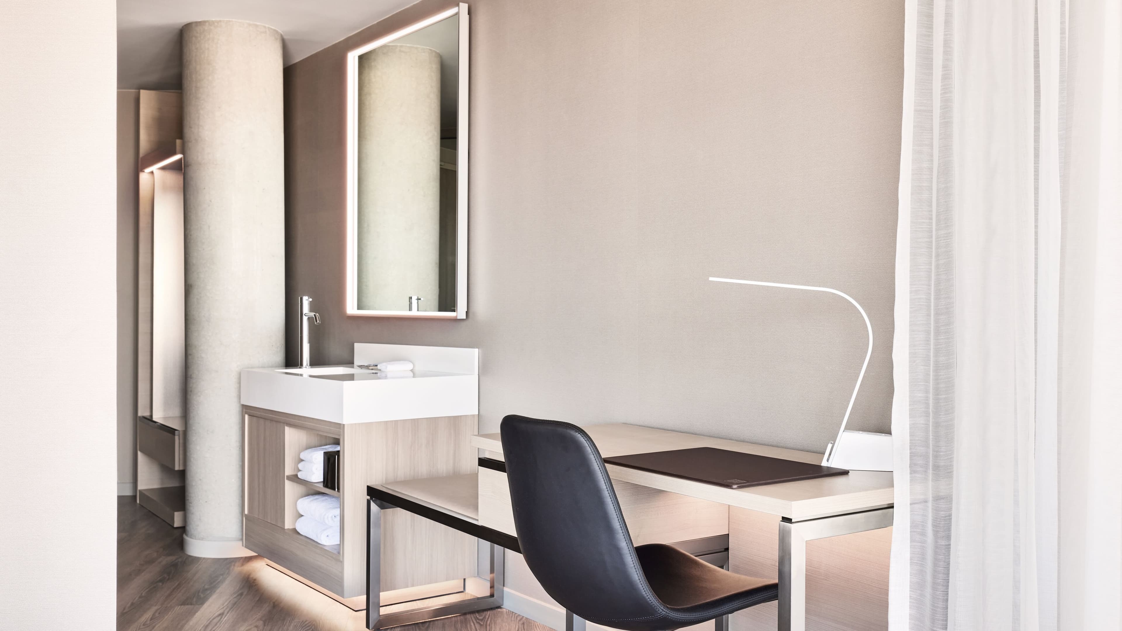 AC Hotel Sunnyvale Moffett Park - Image 4