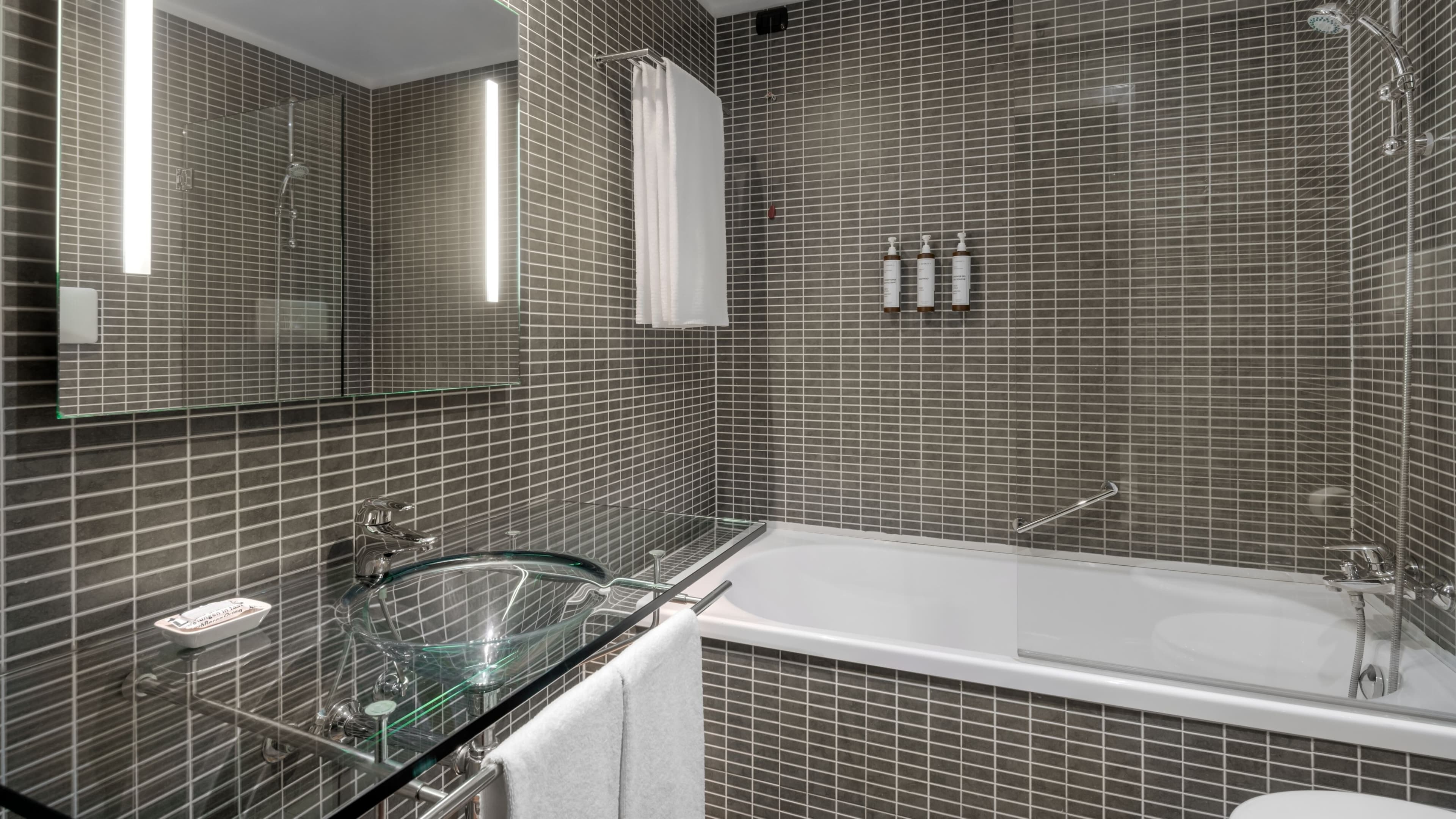 AC Hotel Vicenza - Image 4