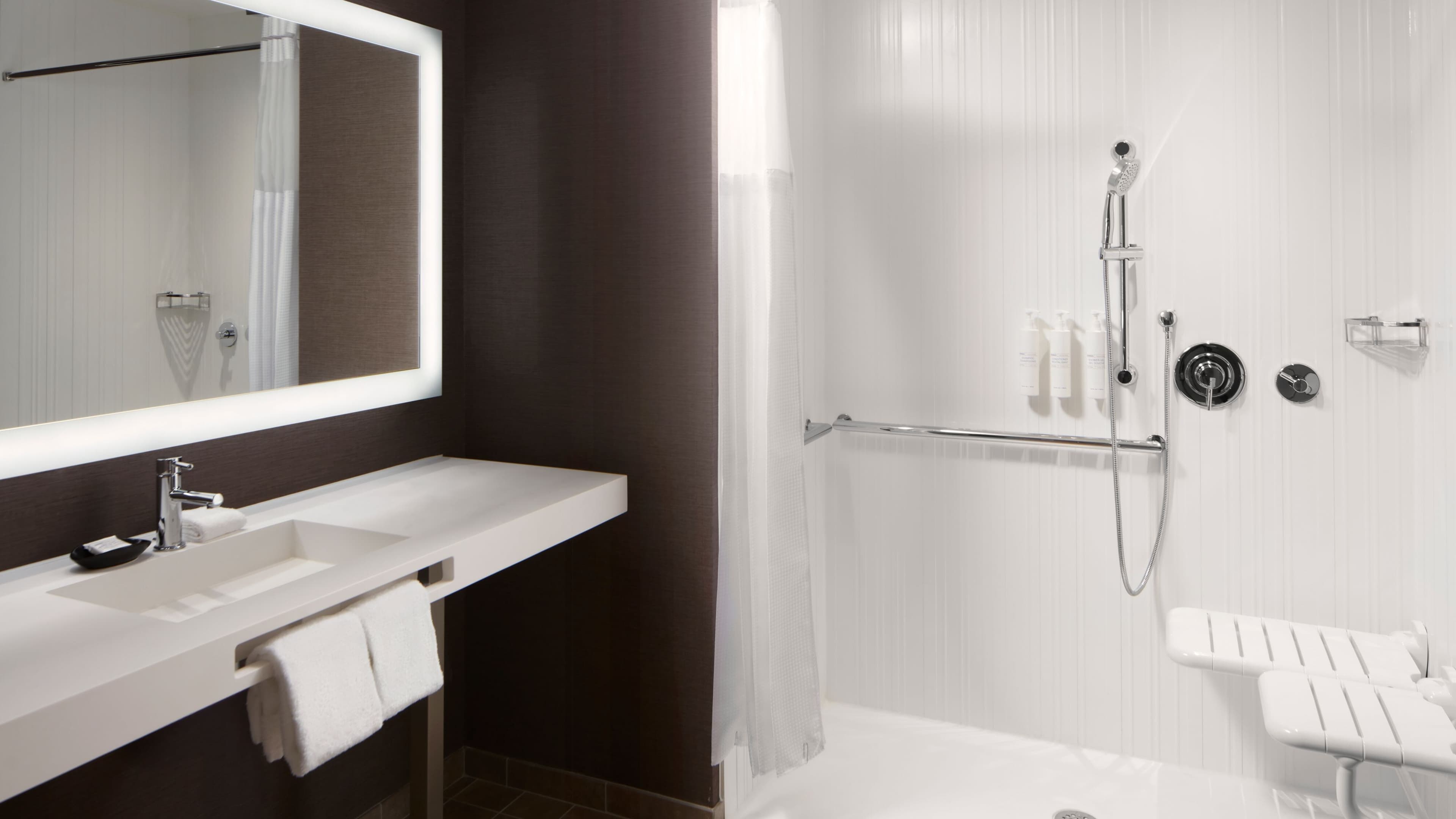 AC Hotel Reston - Image 4