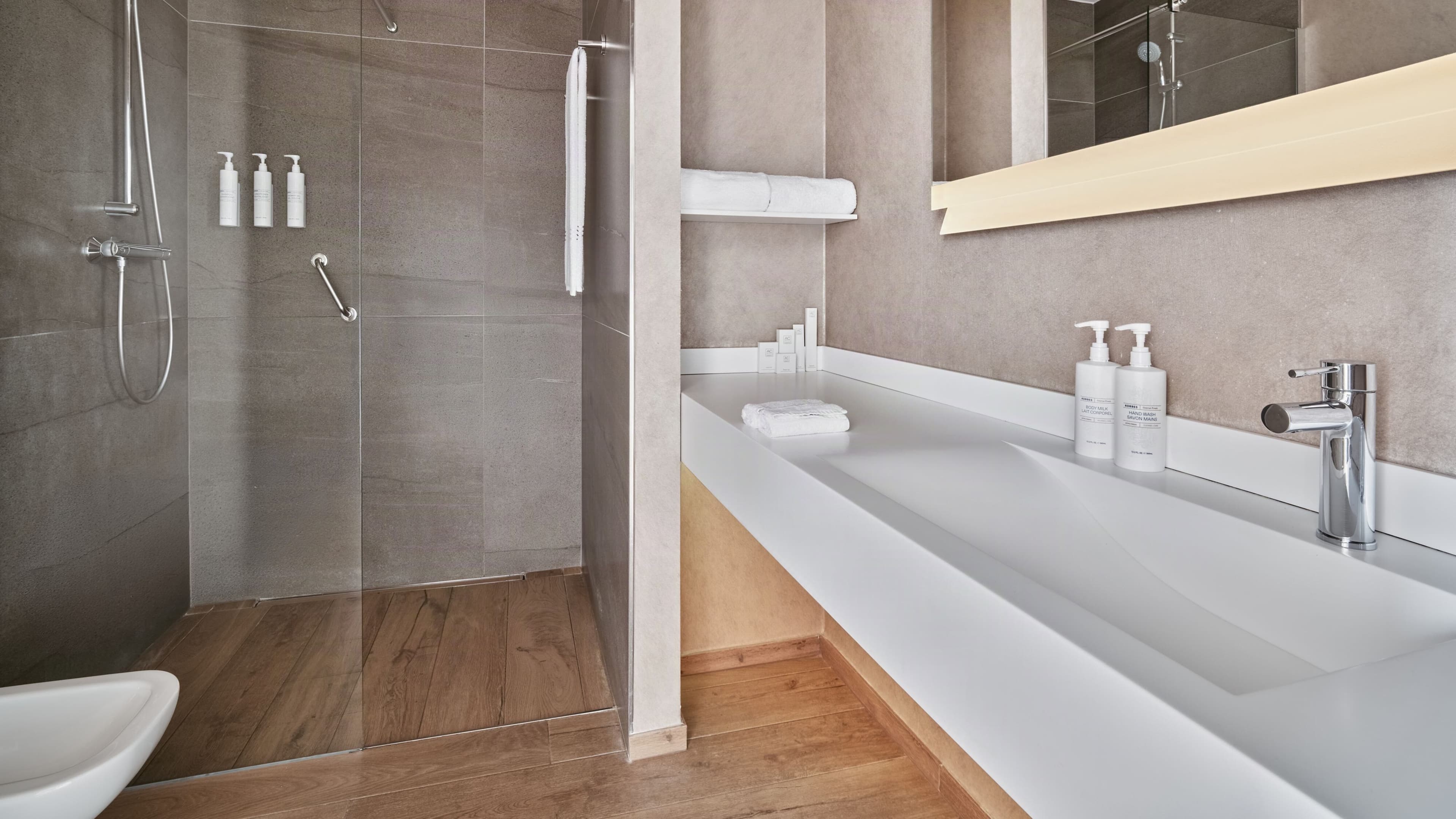 AC Hotel Wroclaw — 7
