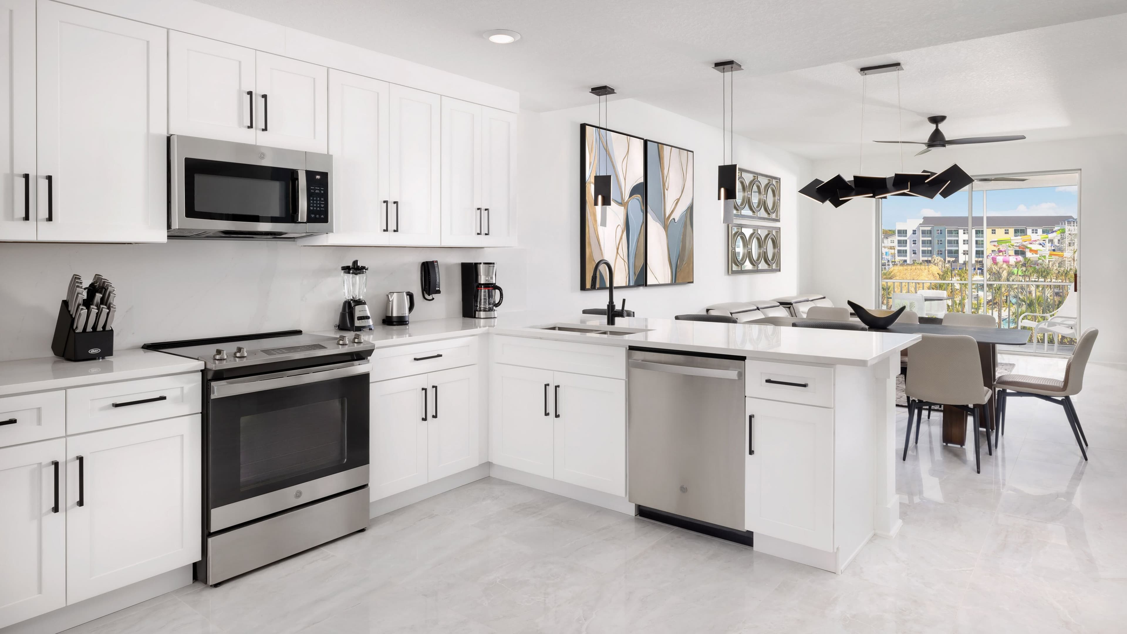 Villatel Orlando Resort, Apartments by Marriott Bonvoy - Image 4