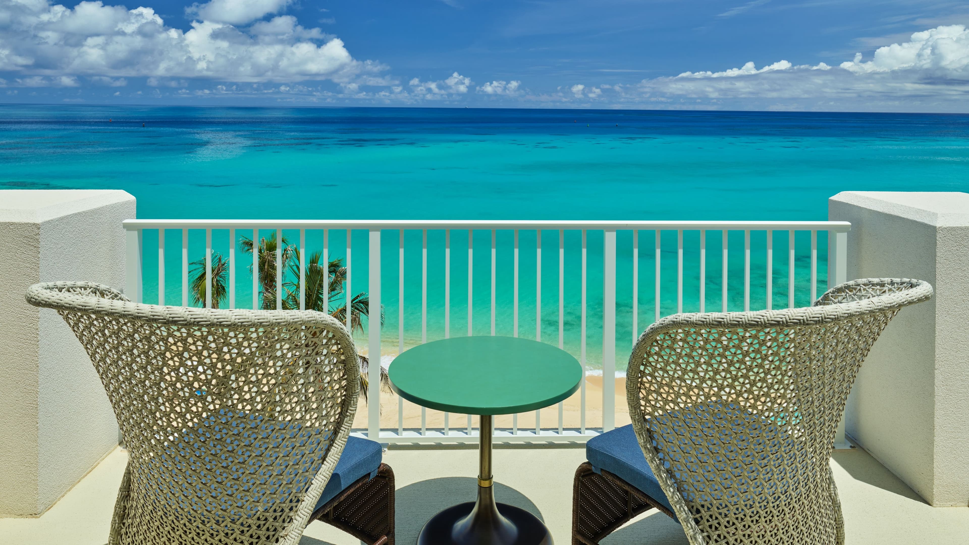 St Regis Suite Oceanfront - Image 1
