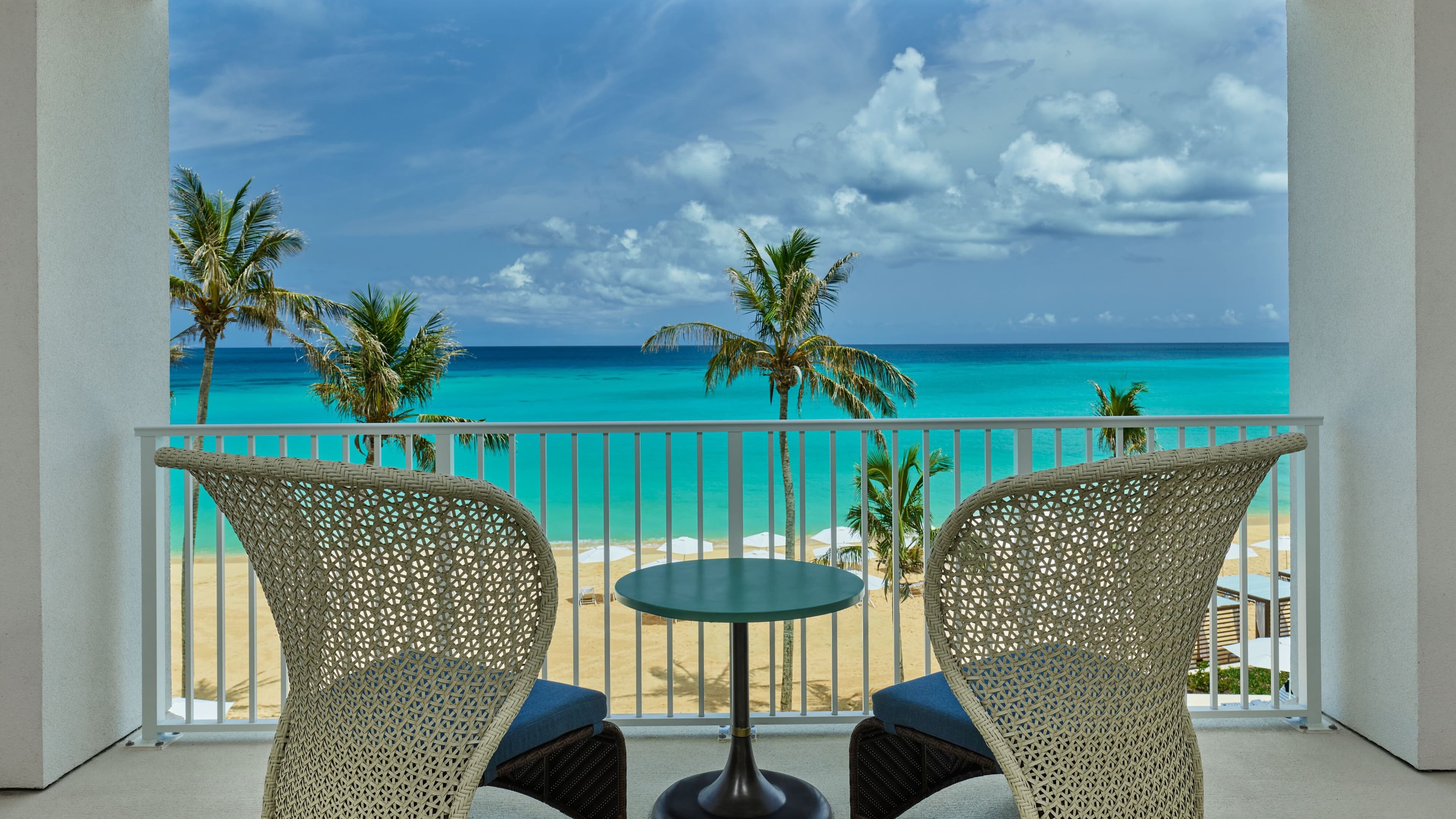 St Regis Suite Oceanfront - Image 2