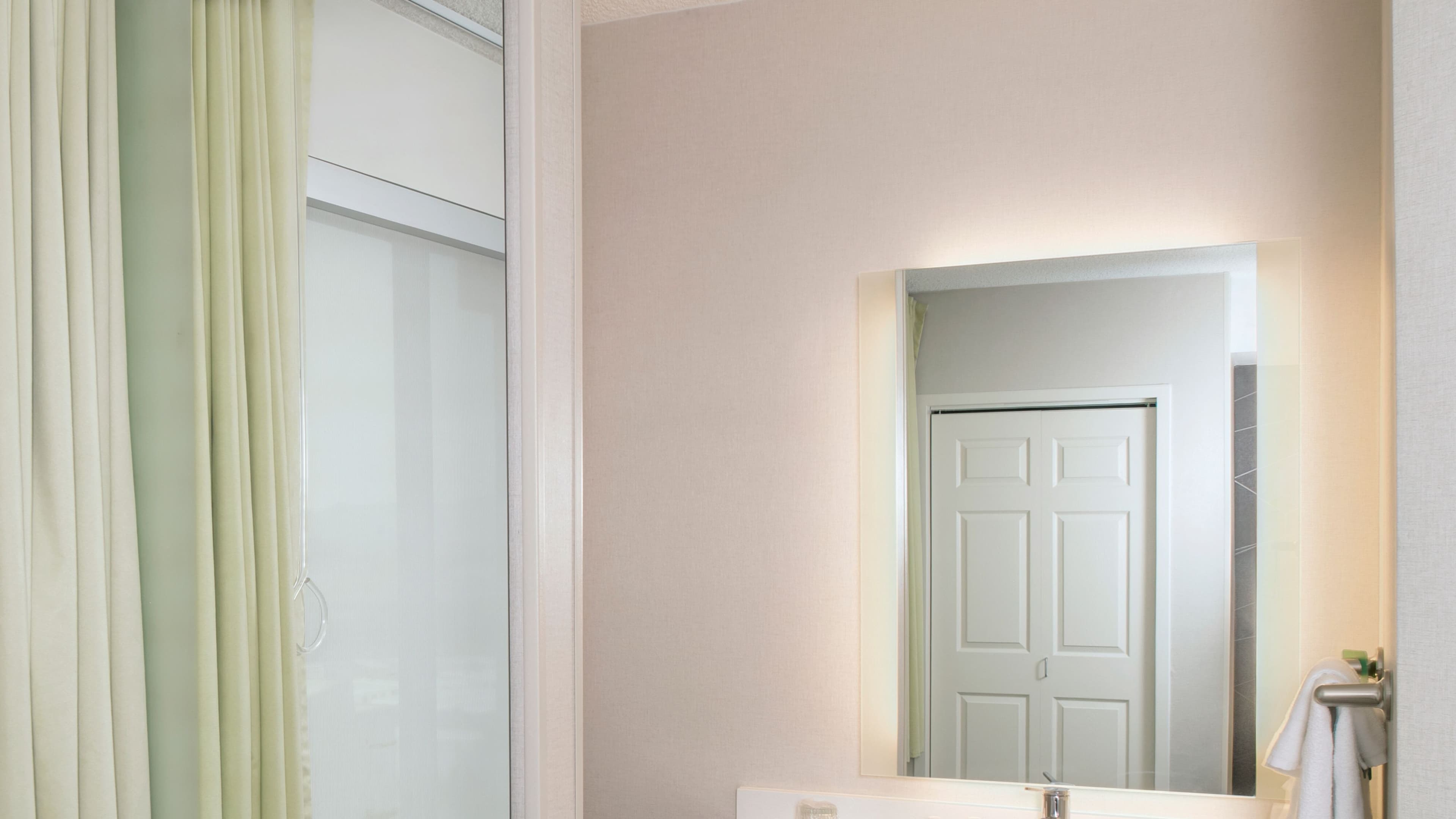 Suite - Image 9