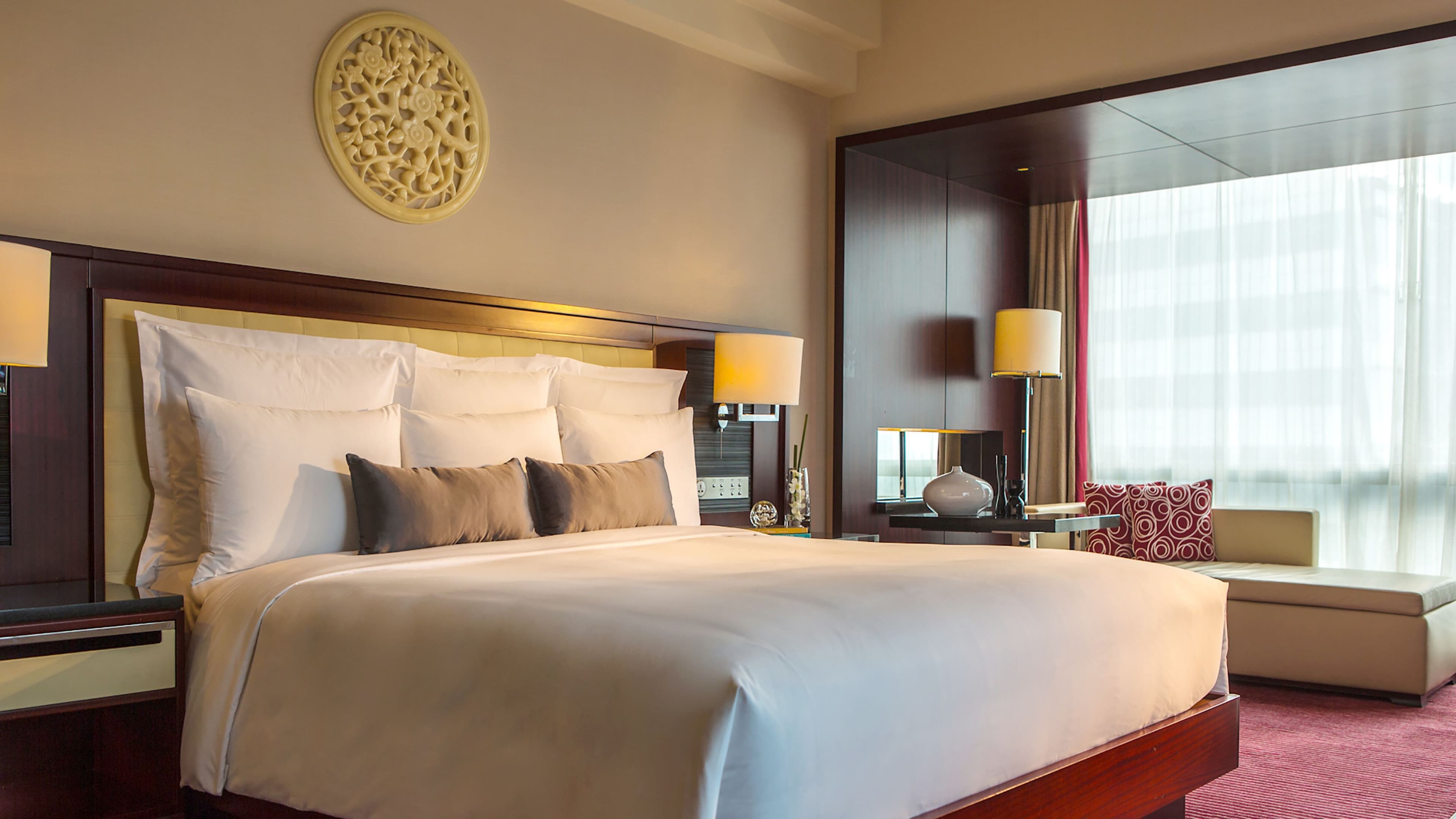 Renaissance Beijing Capital Hotel - Image 2