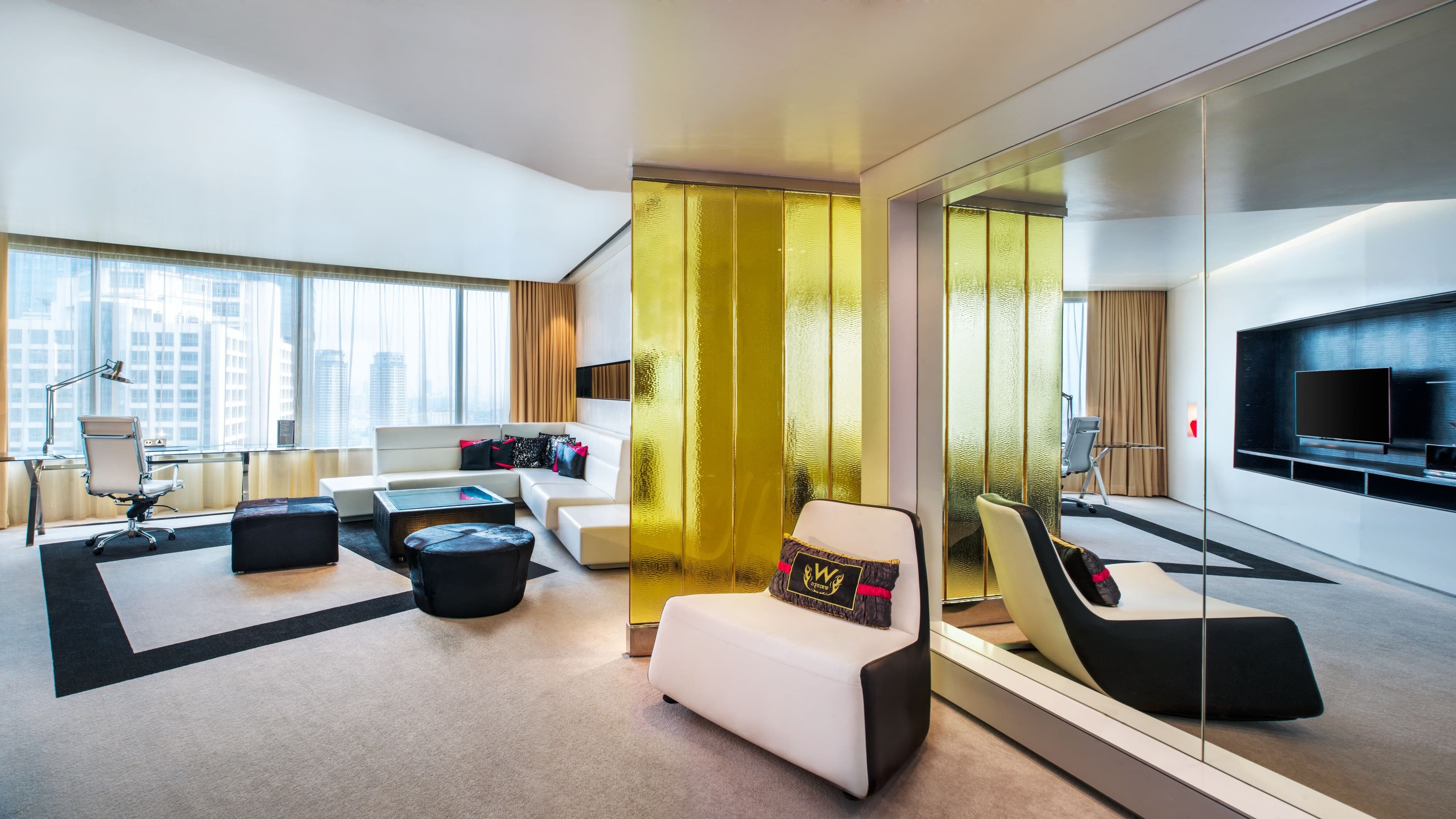 W Bangkok — 23