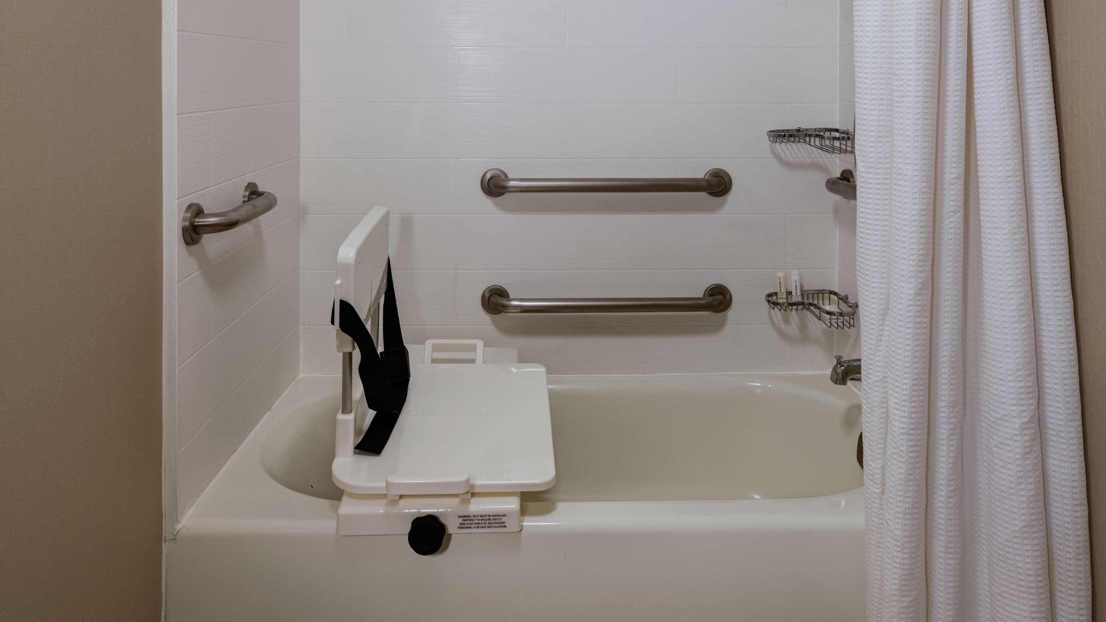Suite - Image 6