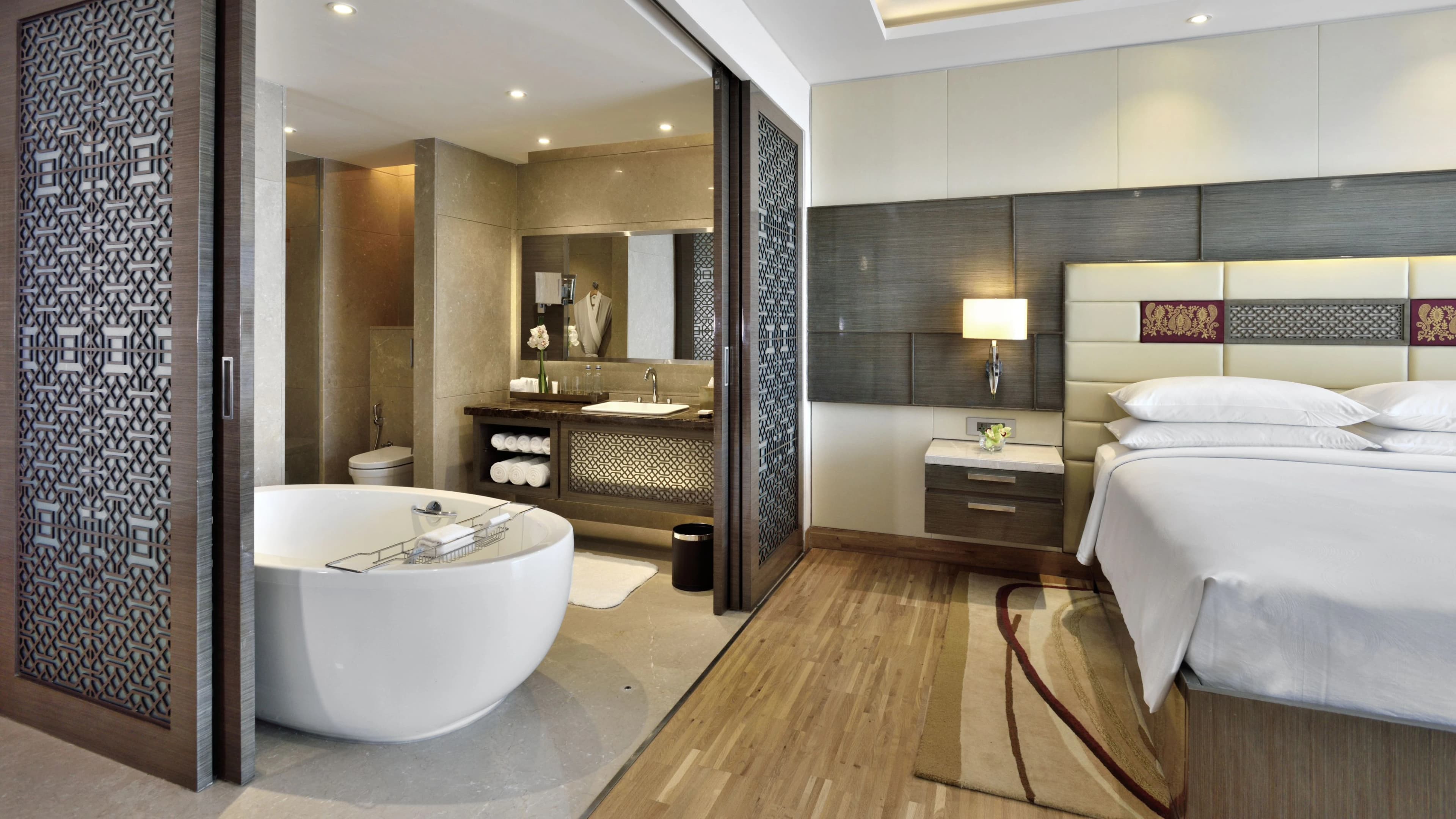 JW Marriott Mumbai Sahar — 4