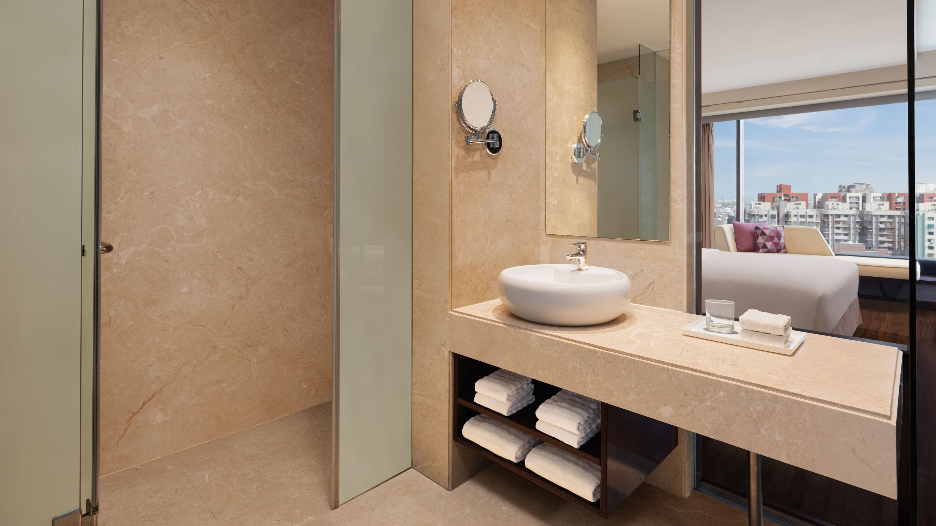 Renaissance Ahmedabad Hotel — 12