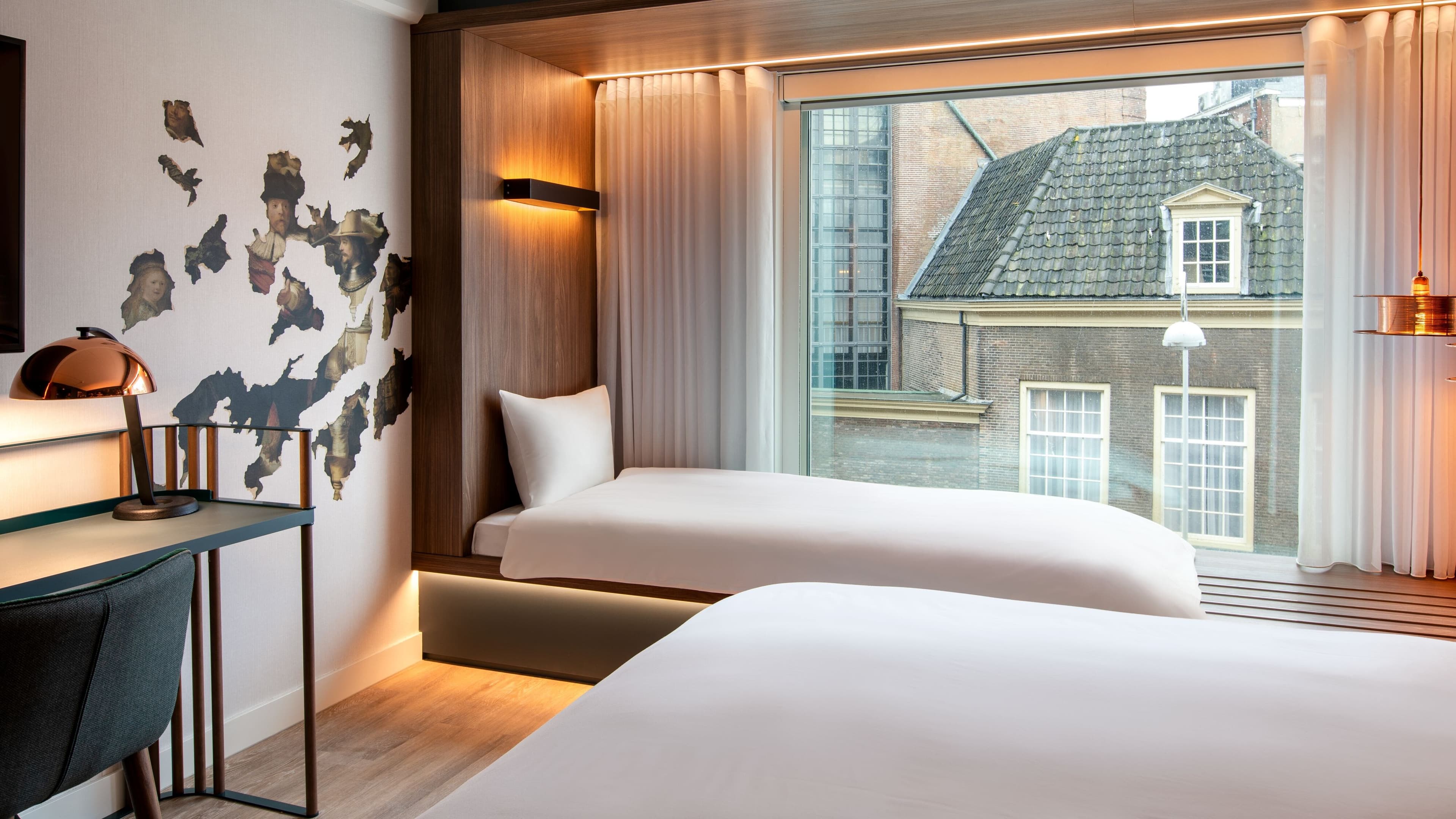 Renaissance Amsterdam Hotel — 98
