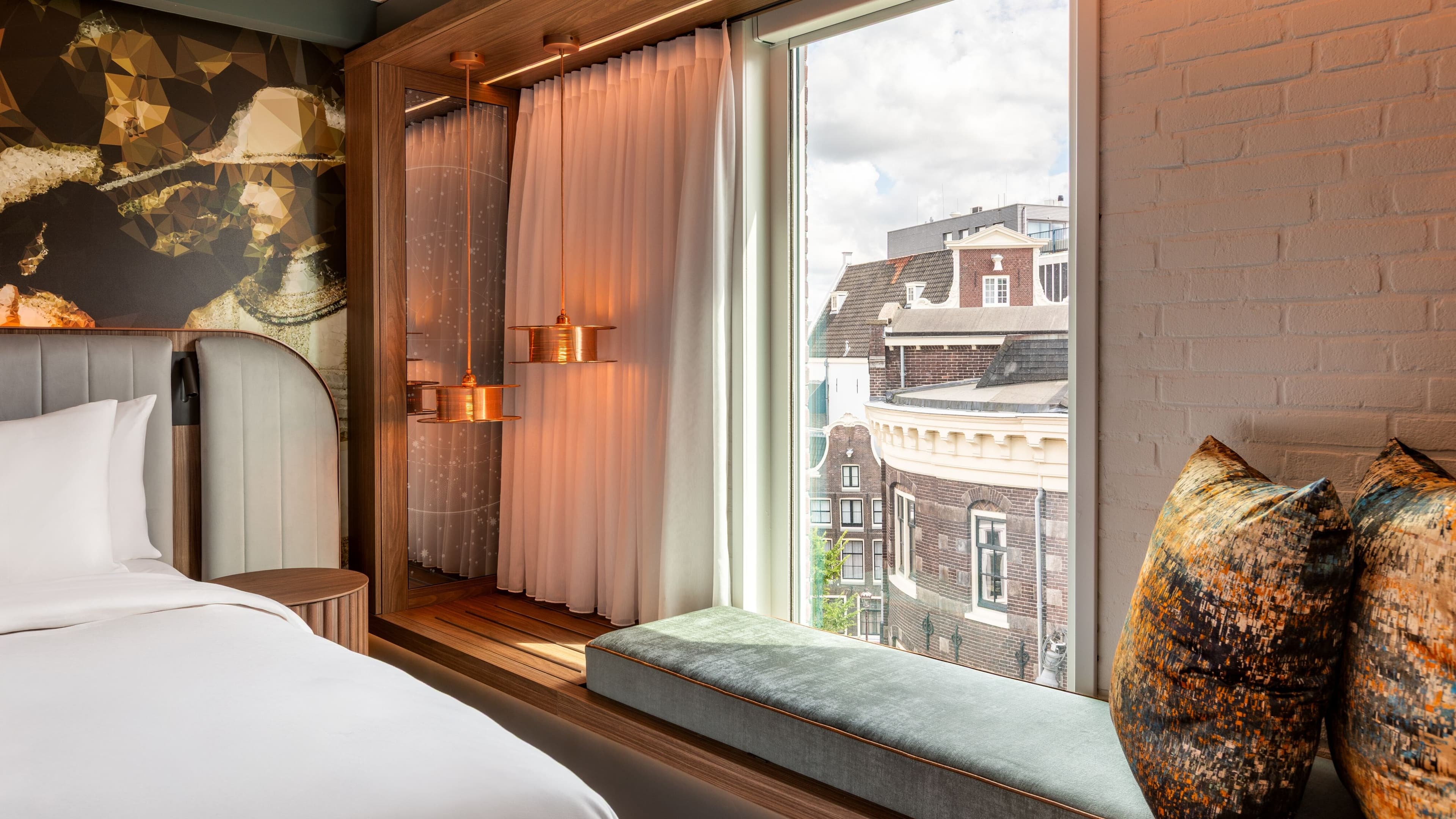 Renaissance Amsterdam Hotel — 18
