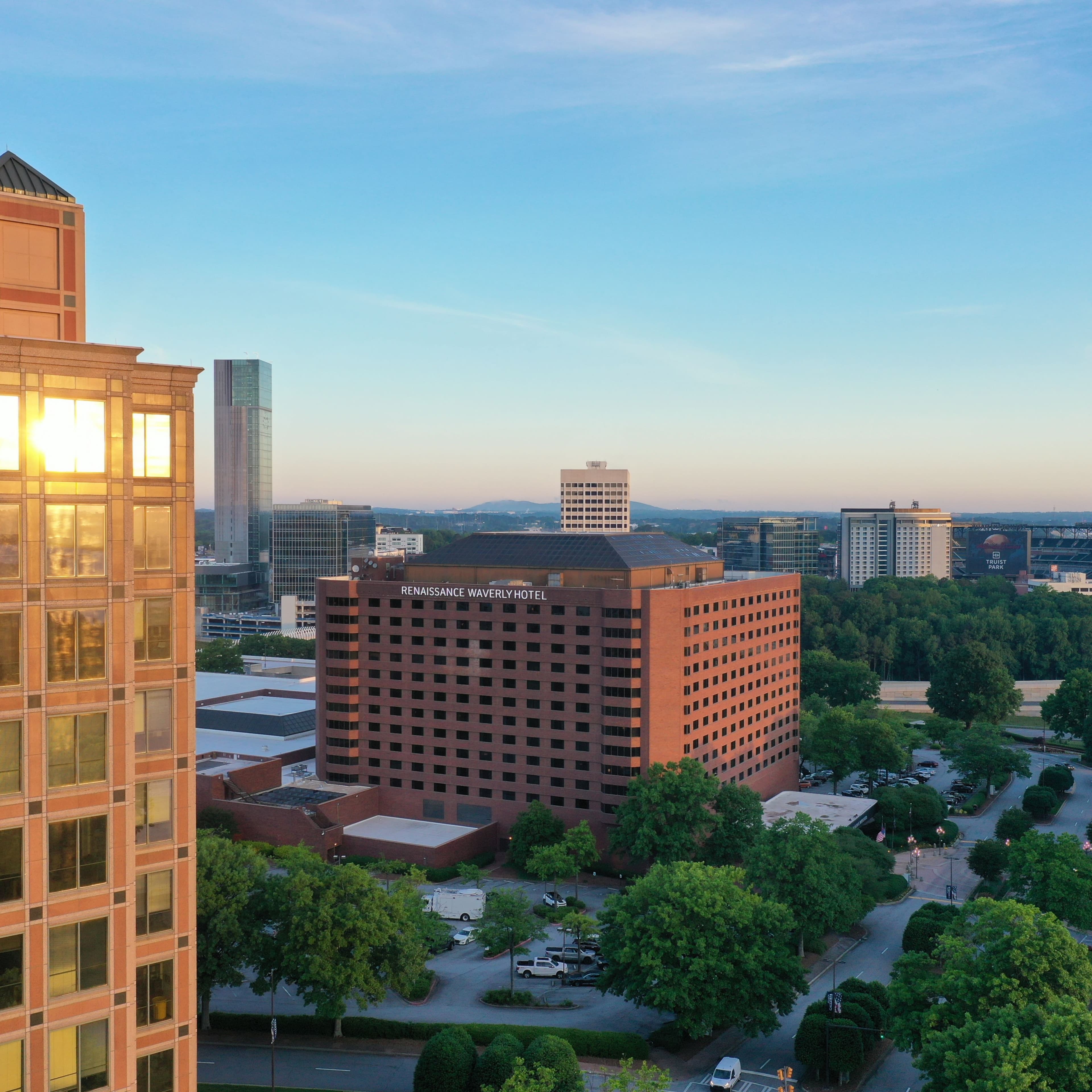 Renaissance Atlanta Waverly Hotel & Convention Center - Image 1