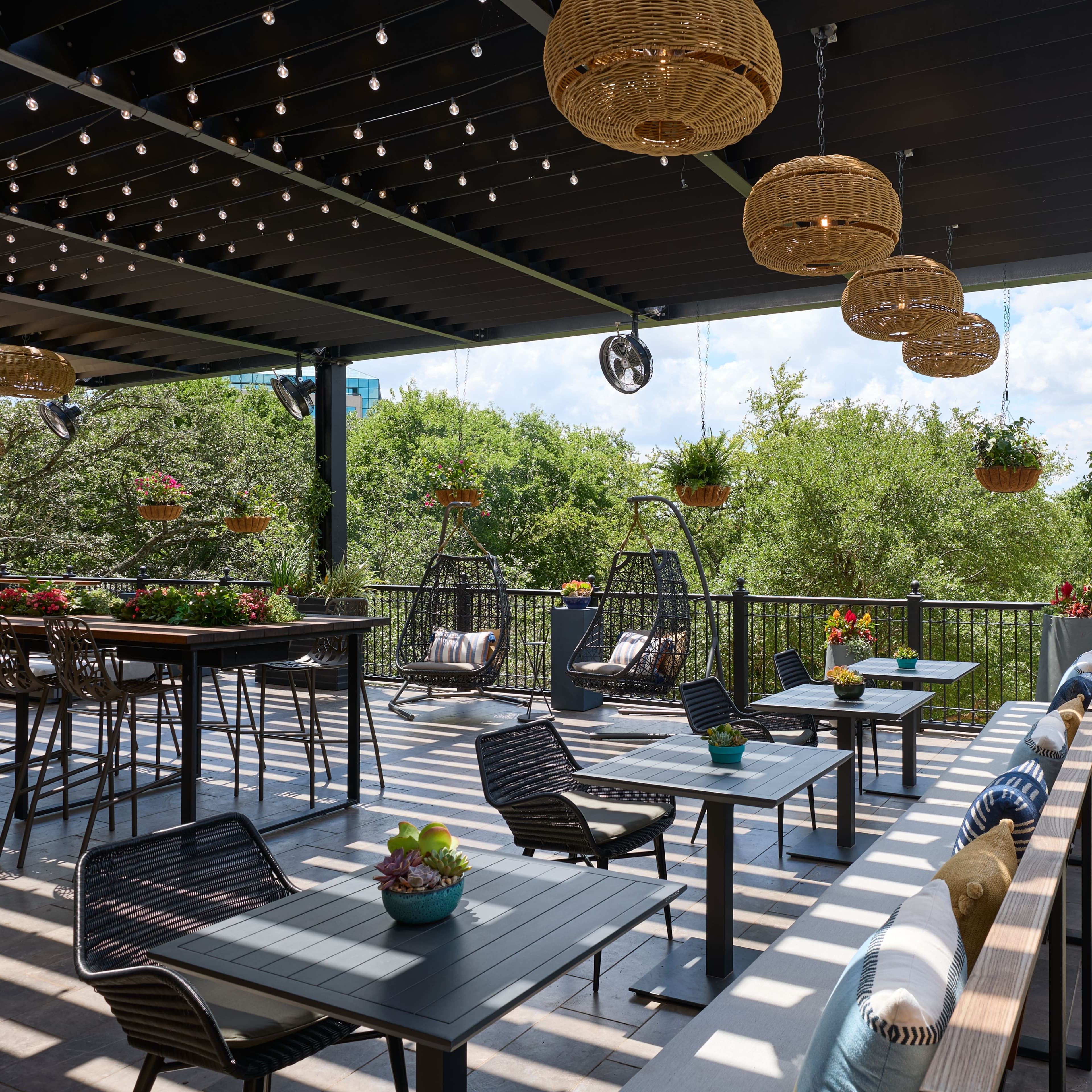 Renaissance Austin Hotel - Image 1