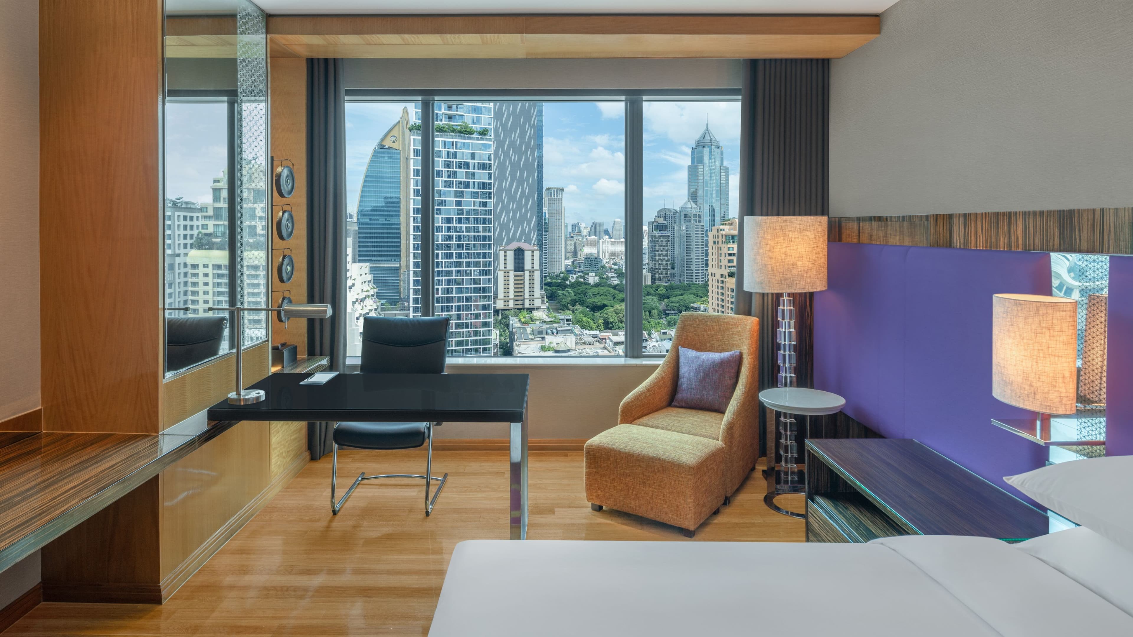 Renaissance Bangkok Ratchaprasong Hotel - Image 3