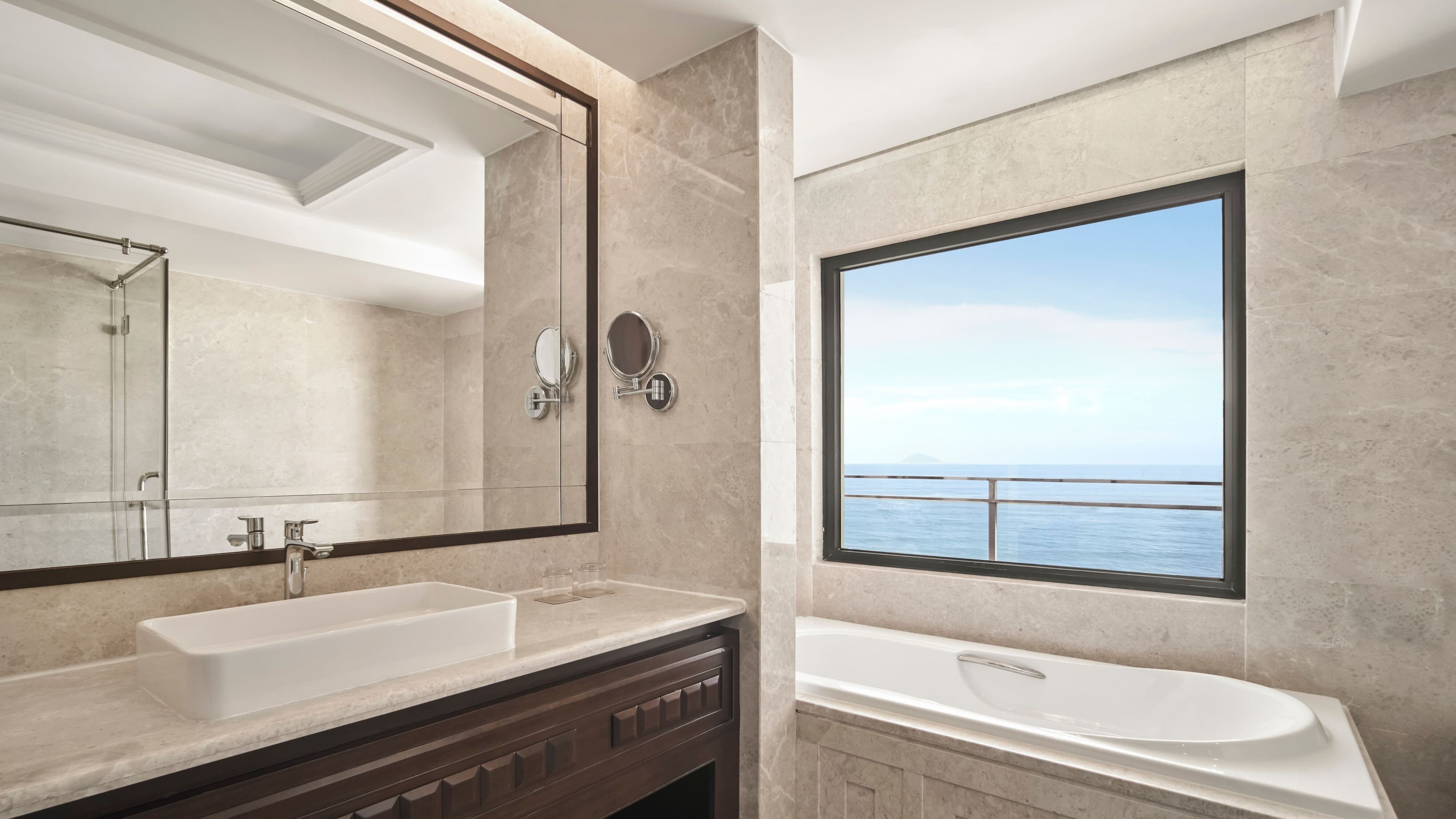 InterContinental Danang Sun Peninsula Resort — 23