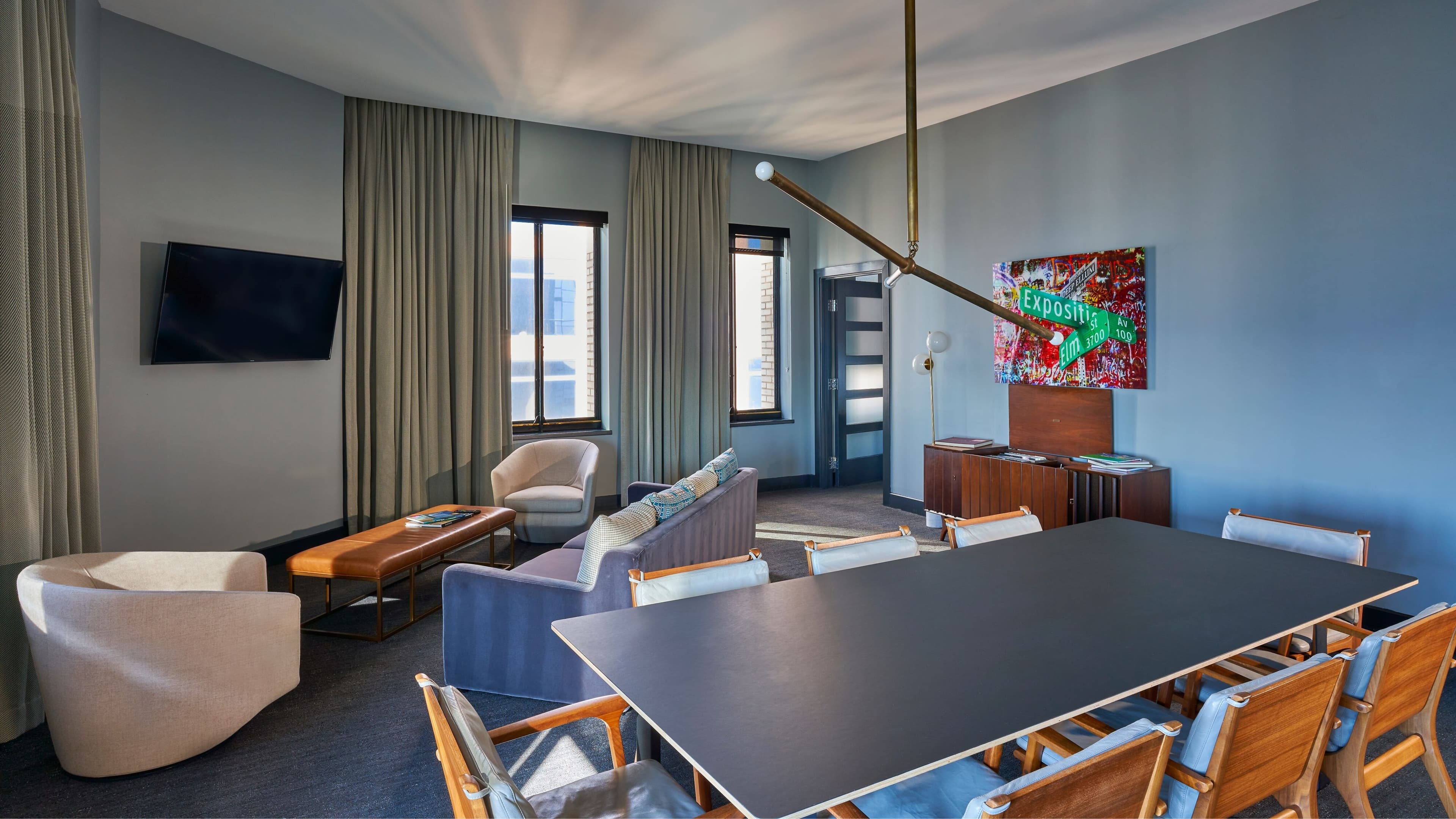 Renaissance Saint Elm Dallas Downtown Hotel — 35
