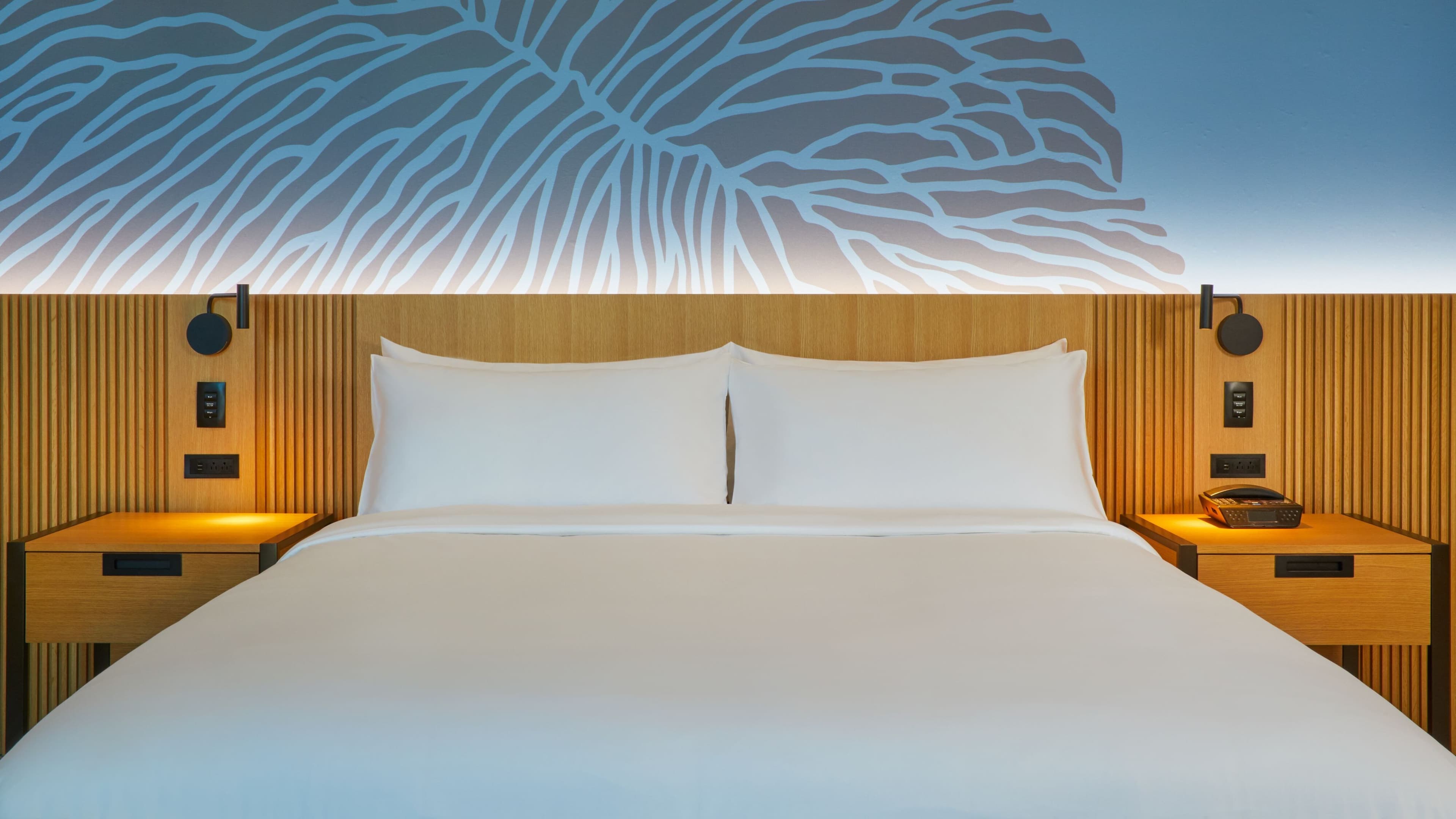 Renaissance Honolulu Hotel & Spa — 8