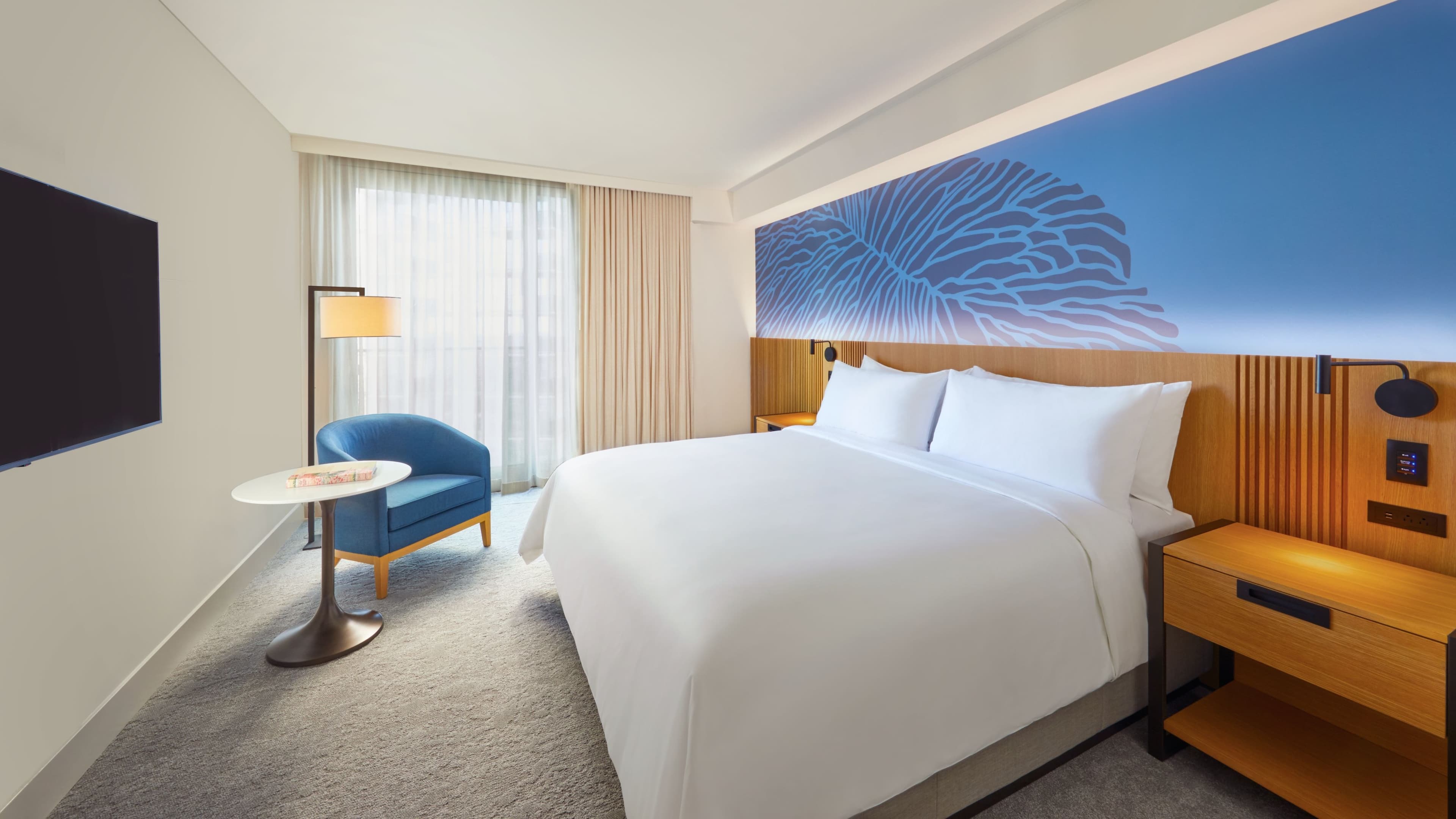Renaissance Honolulu Hotel & Spa - Image 2