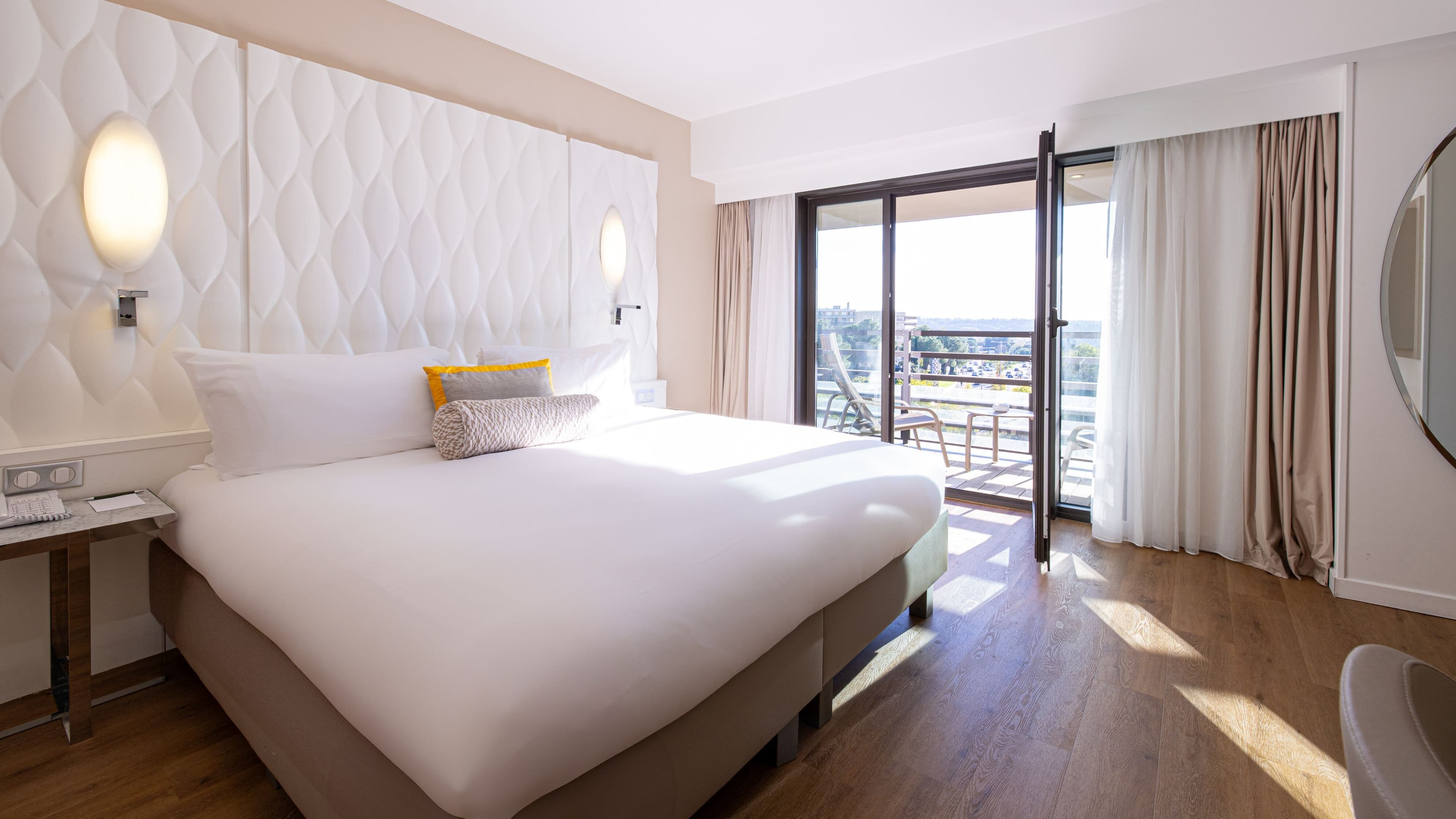 Renaissance Aix-en-Provence Hotel — 52