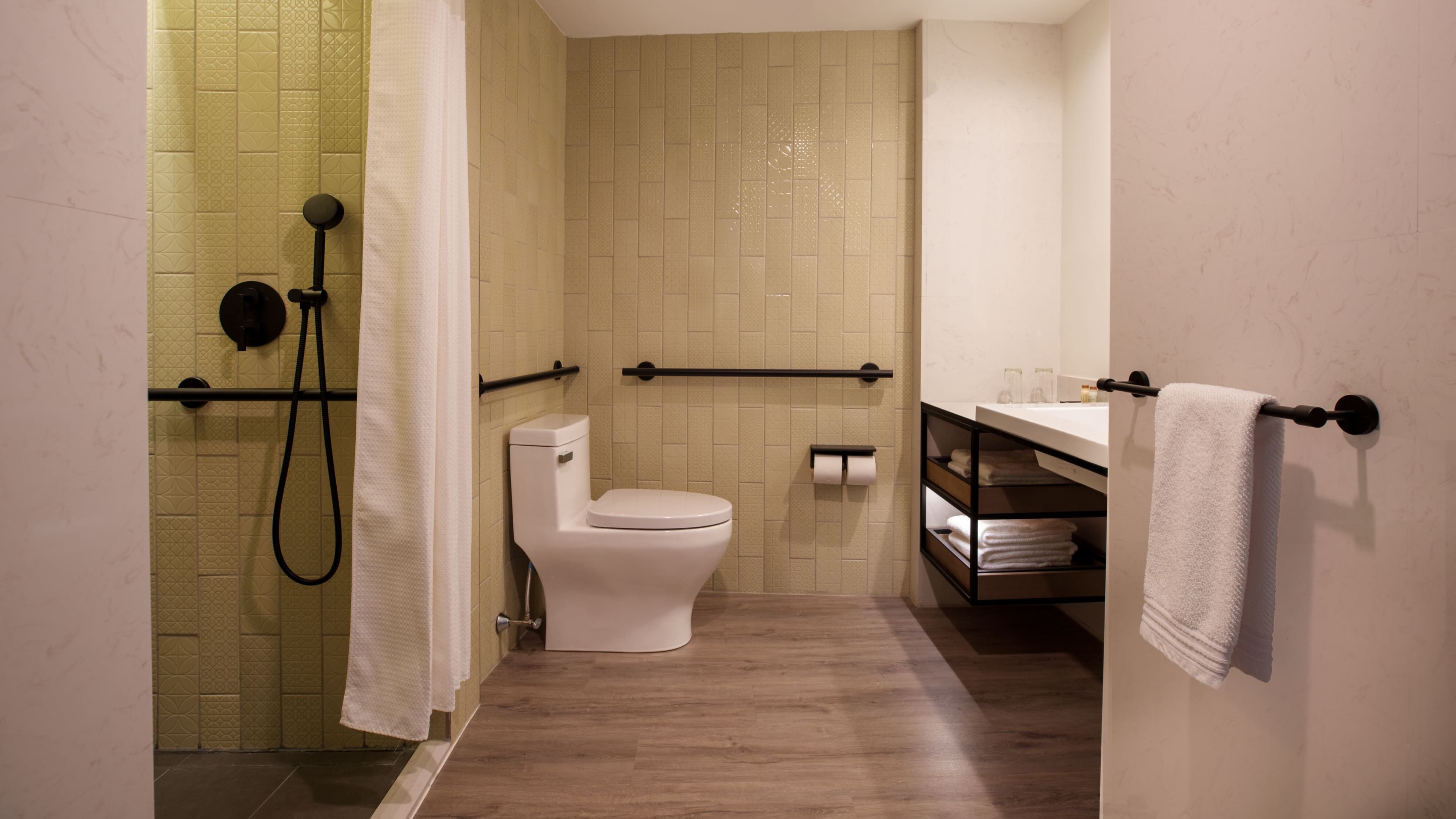 Renaissance New York Flushing Hotel at Tangram — 13