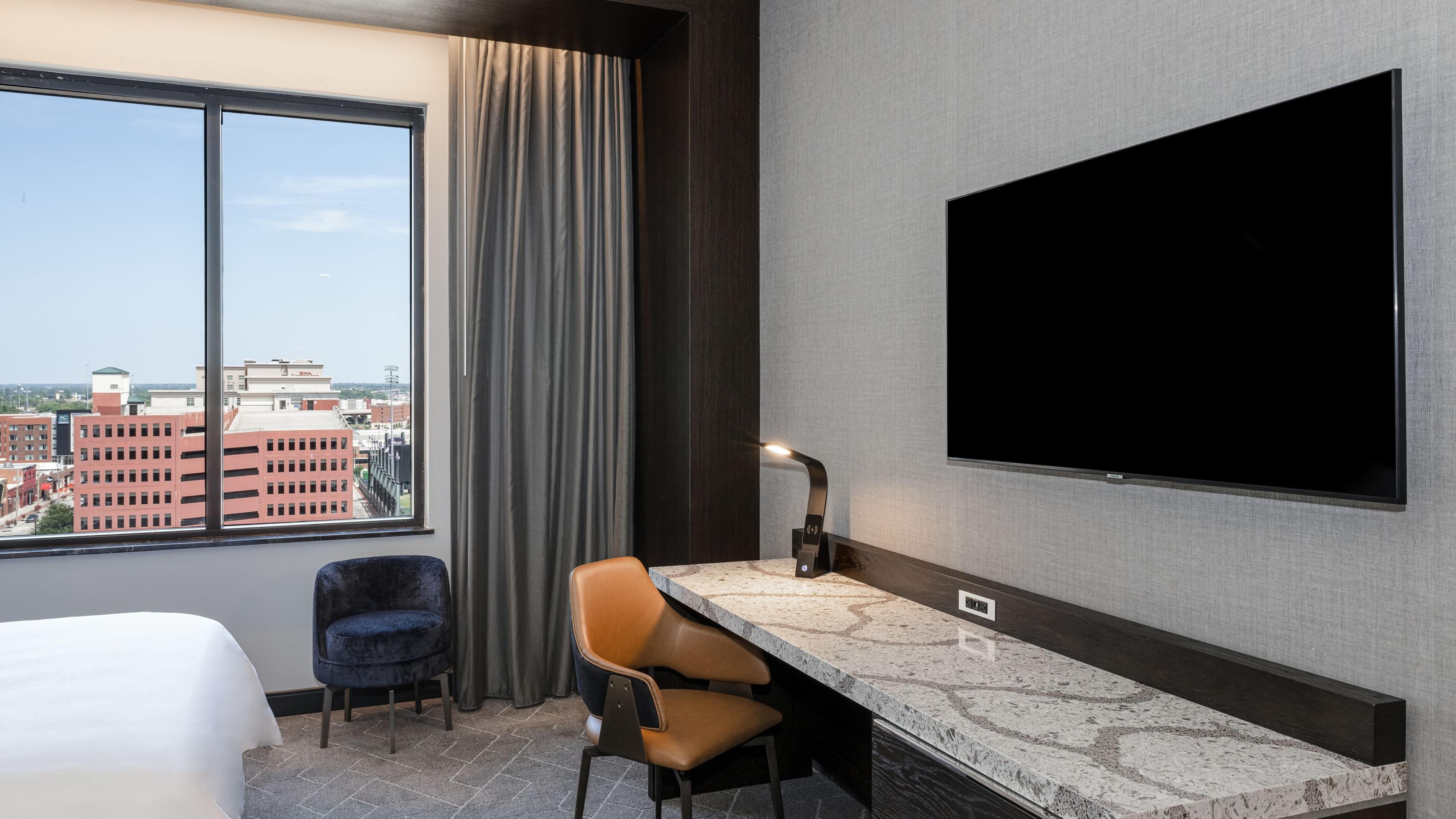 Renaissance Oklahoma City Downtown Bricktown Hotel - Image 4