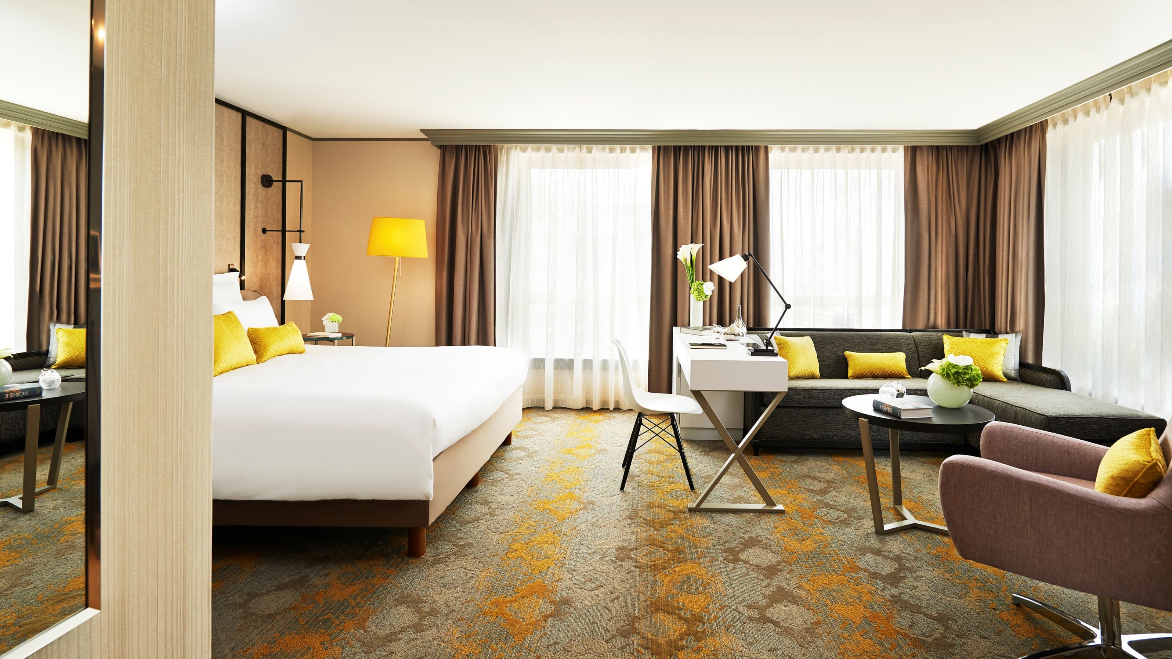 Renaissance Paris La Defense Hotel — 8