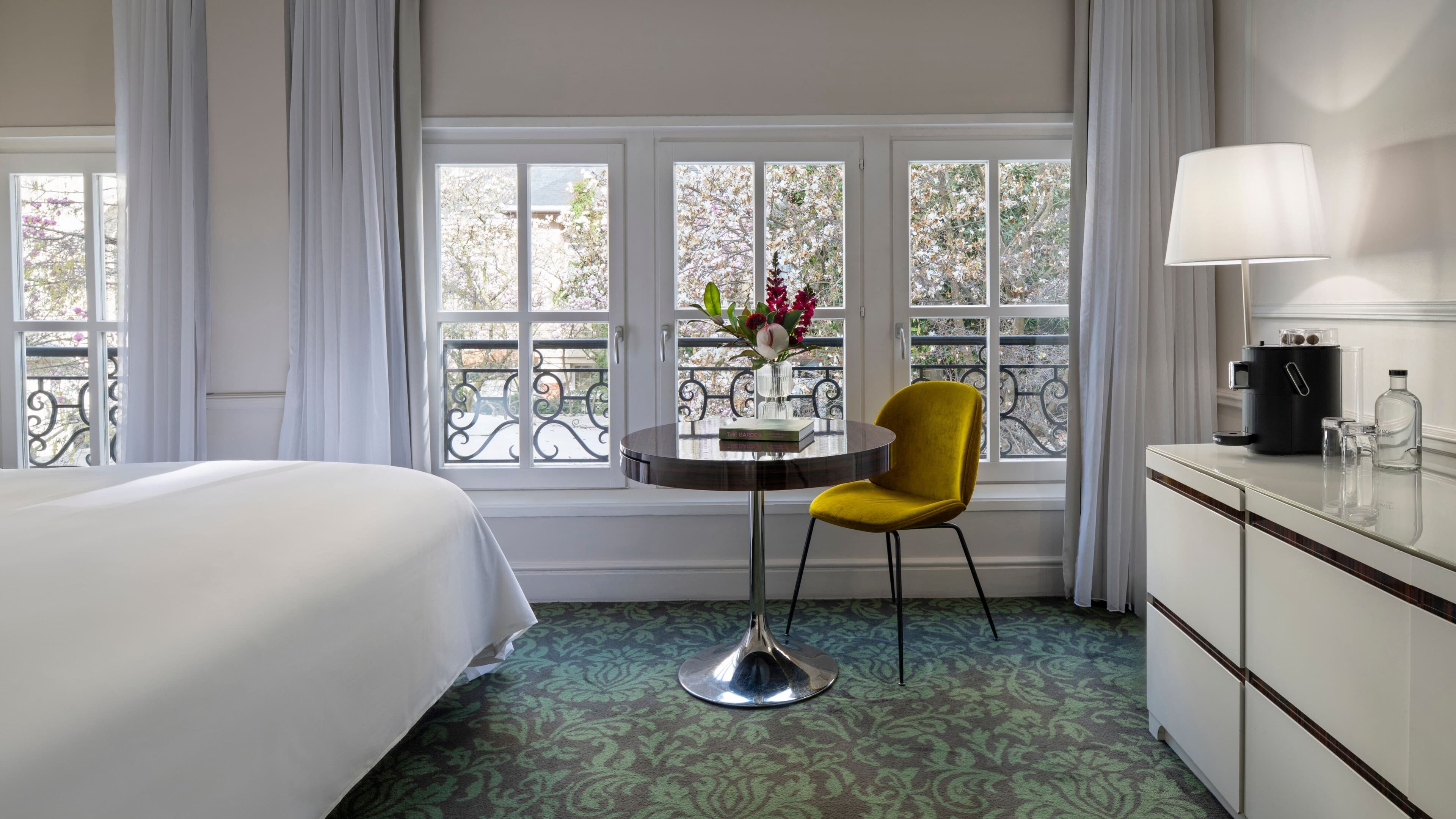 Renaissance Paris Nobel Tour Eiffel Hotel — 3