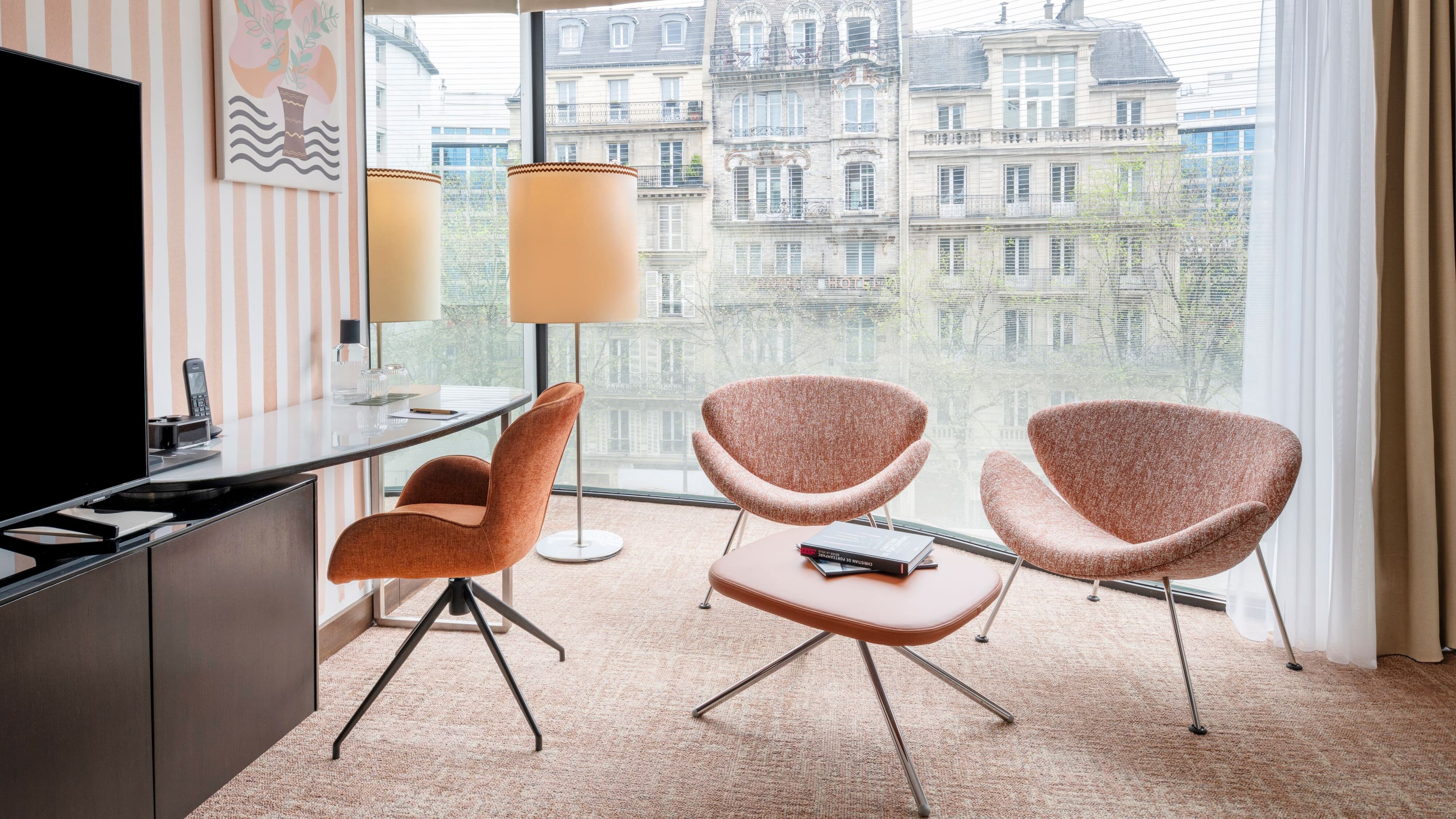 Renaissance Paris Arc de Triomphe Hotel — 50