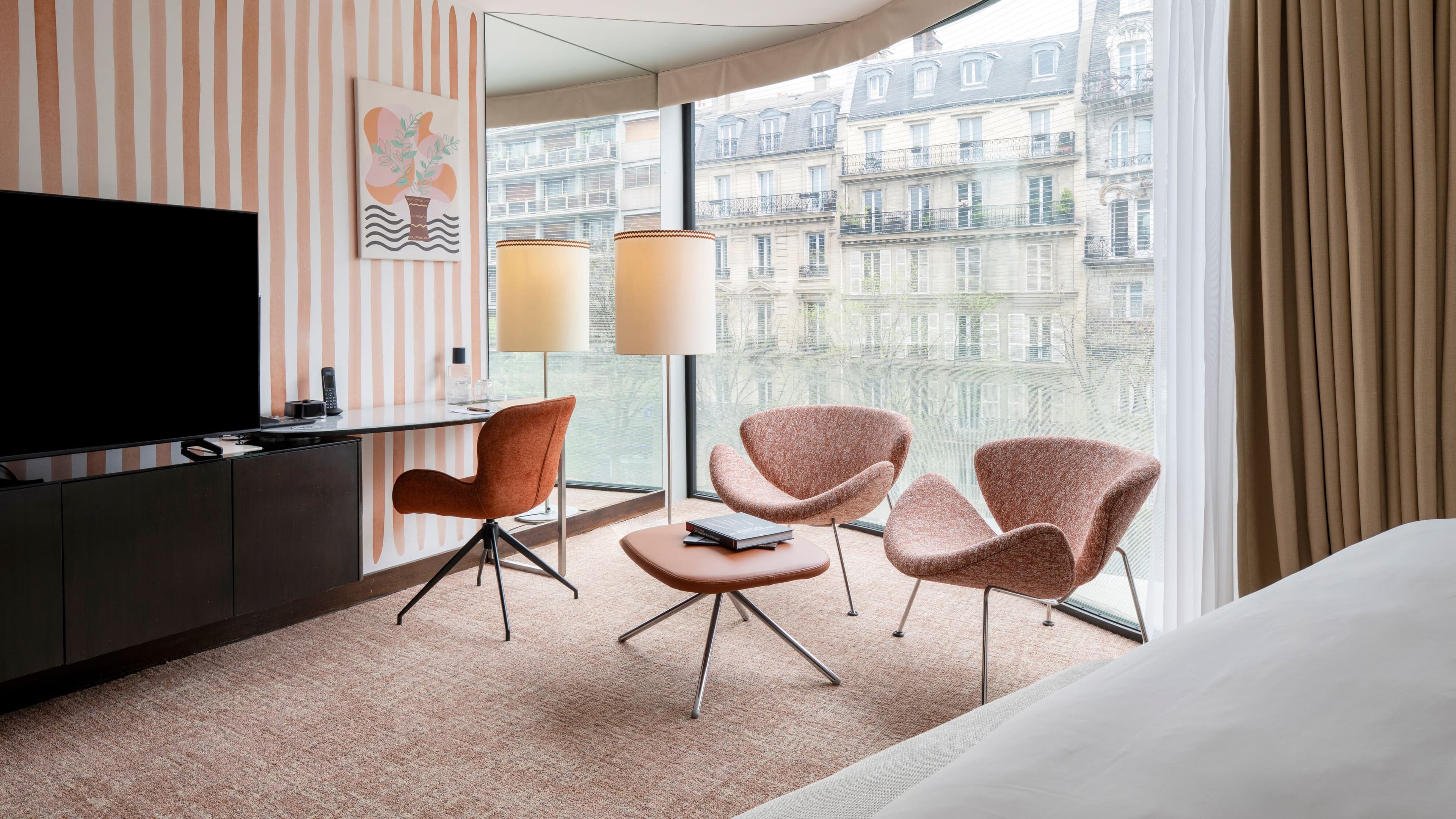 Renaissance Paris Arc de Triomphe Hotel — 49