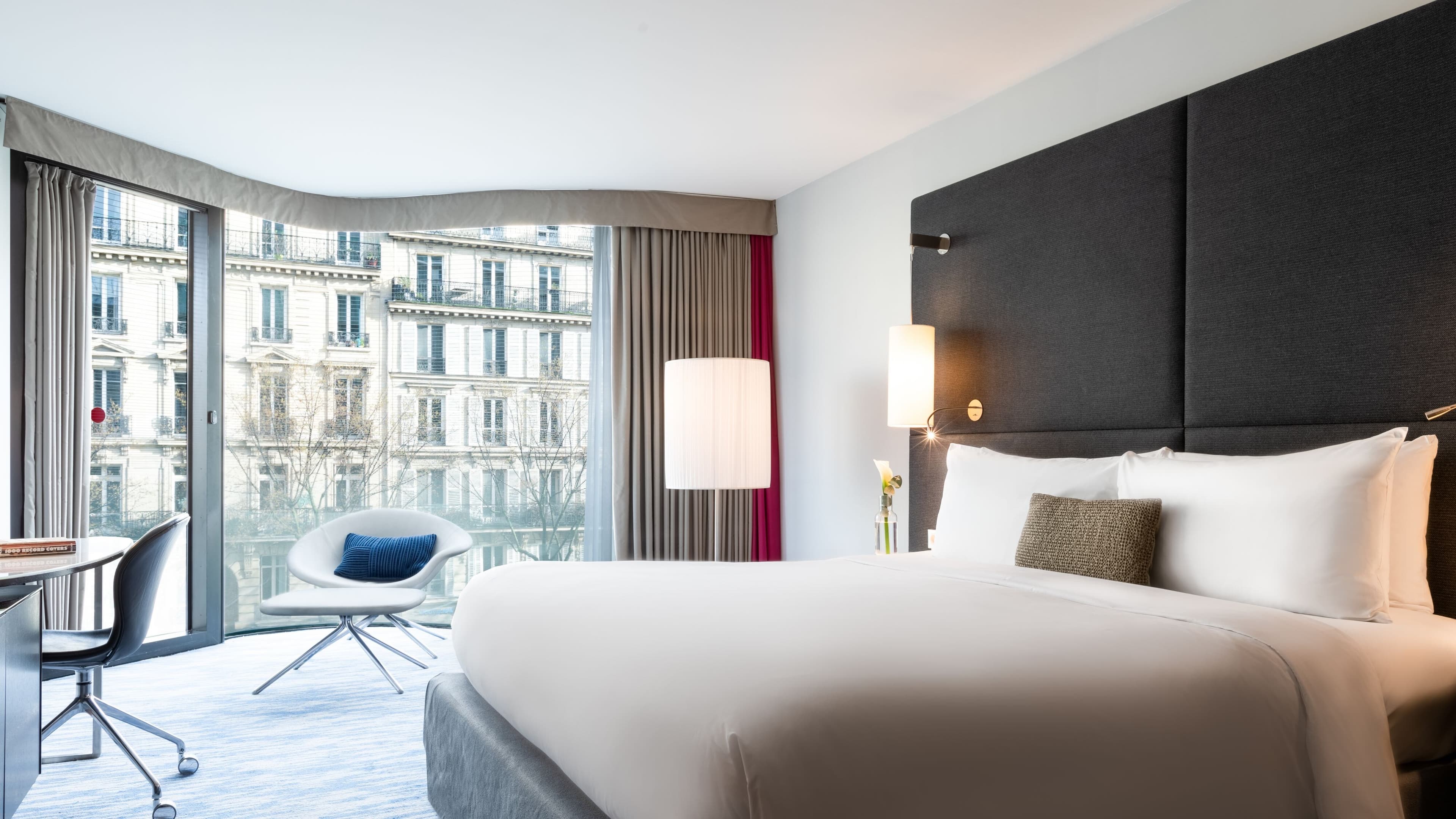 Renaissance Paris Arc de Triomphe Hotel - Image 4