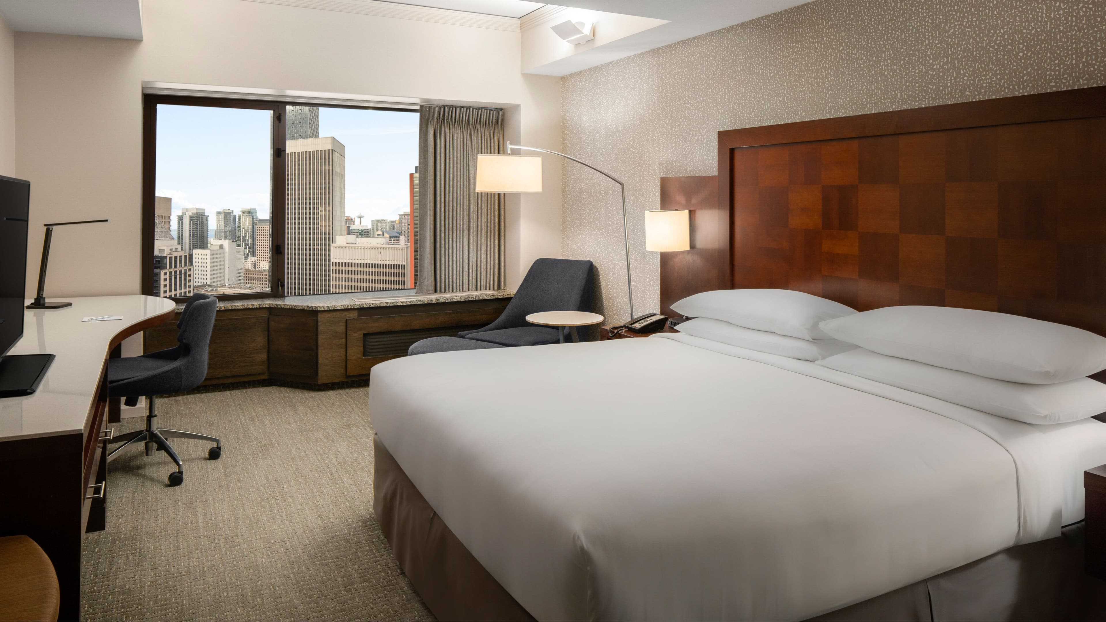 Renaissance Seattle Hotel - Image 2