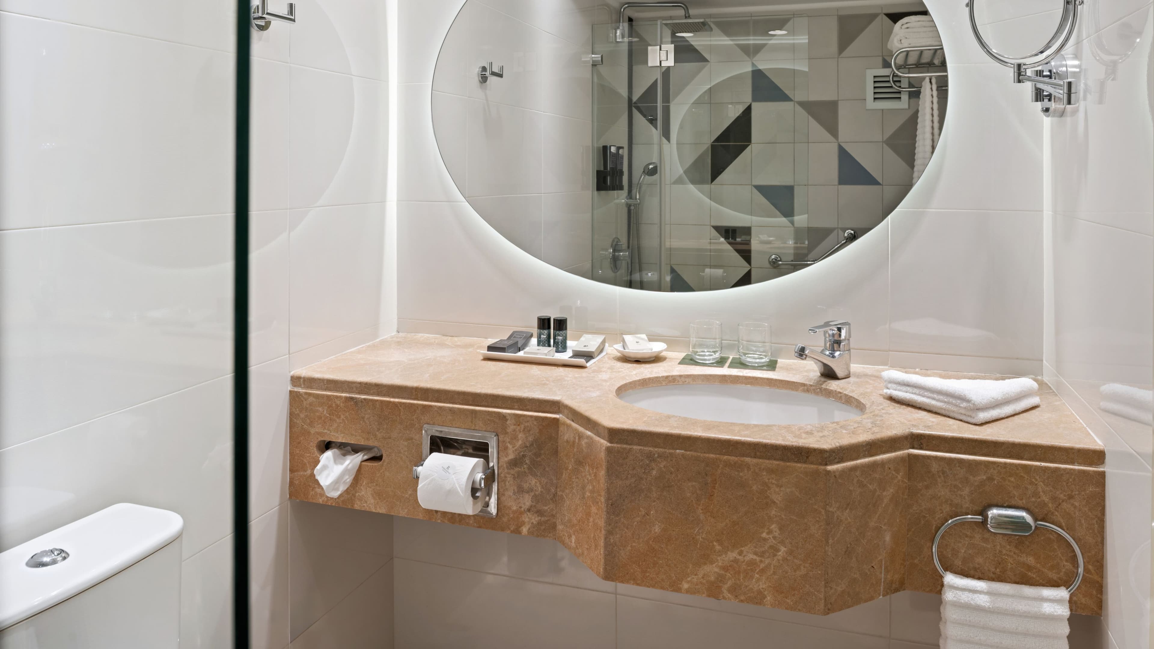 Renaissance Tel Aviv Hotel — 6
