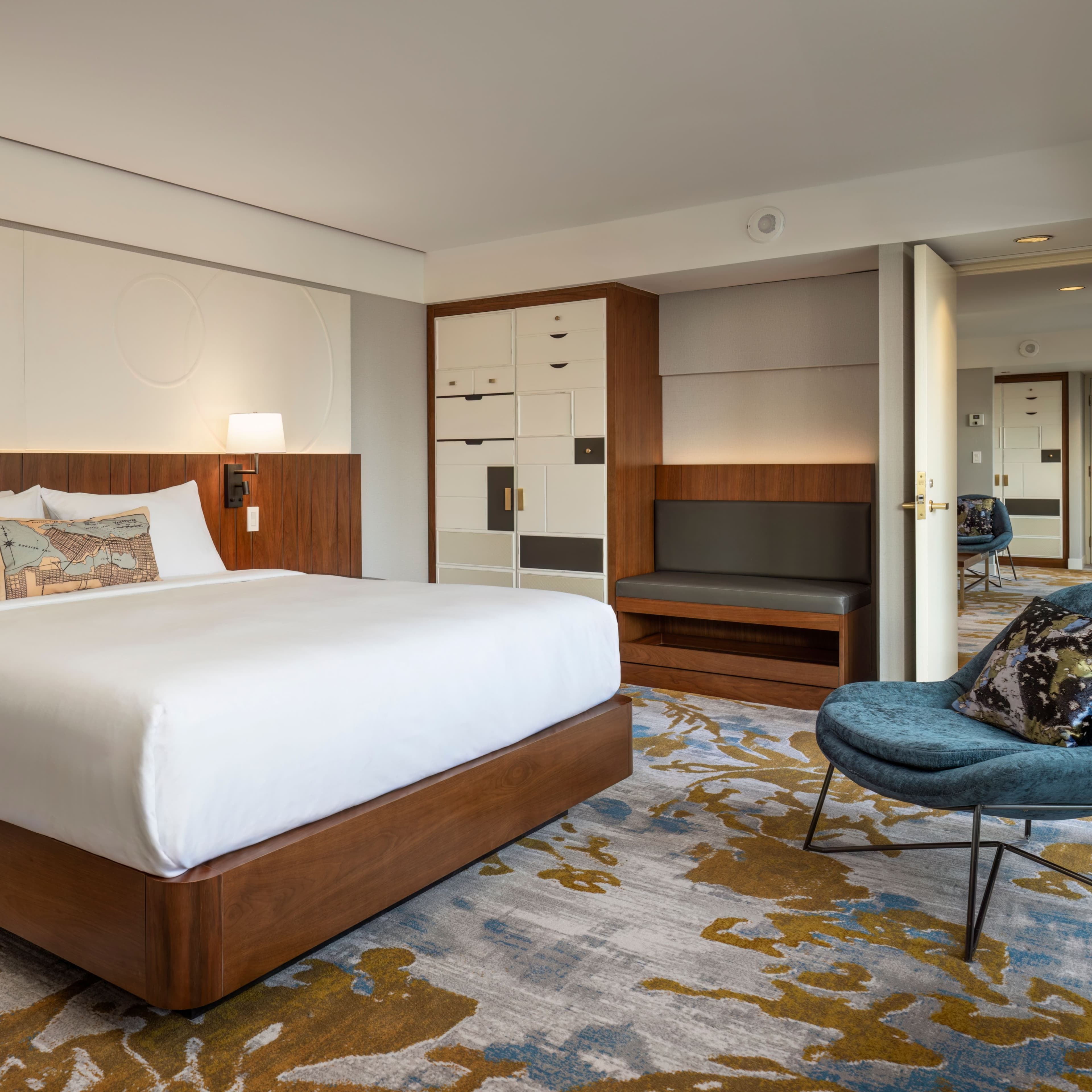 Metropolitan Hotel Vancouver - Image 1