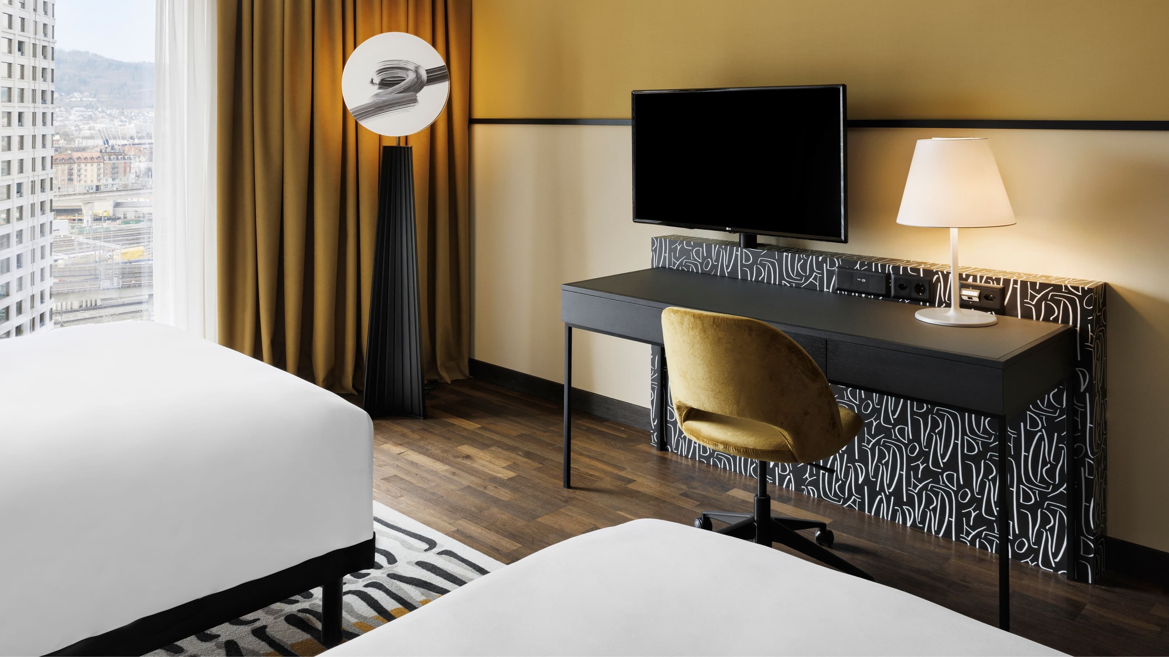 Renaissance Zurich Tower Hotel — 17