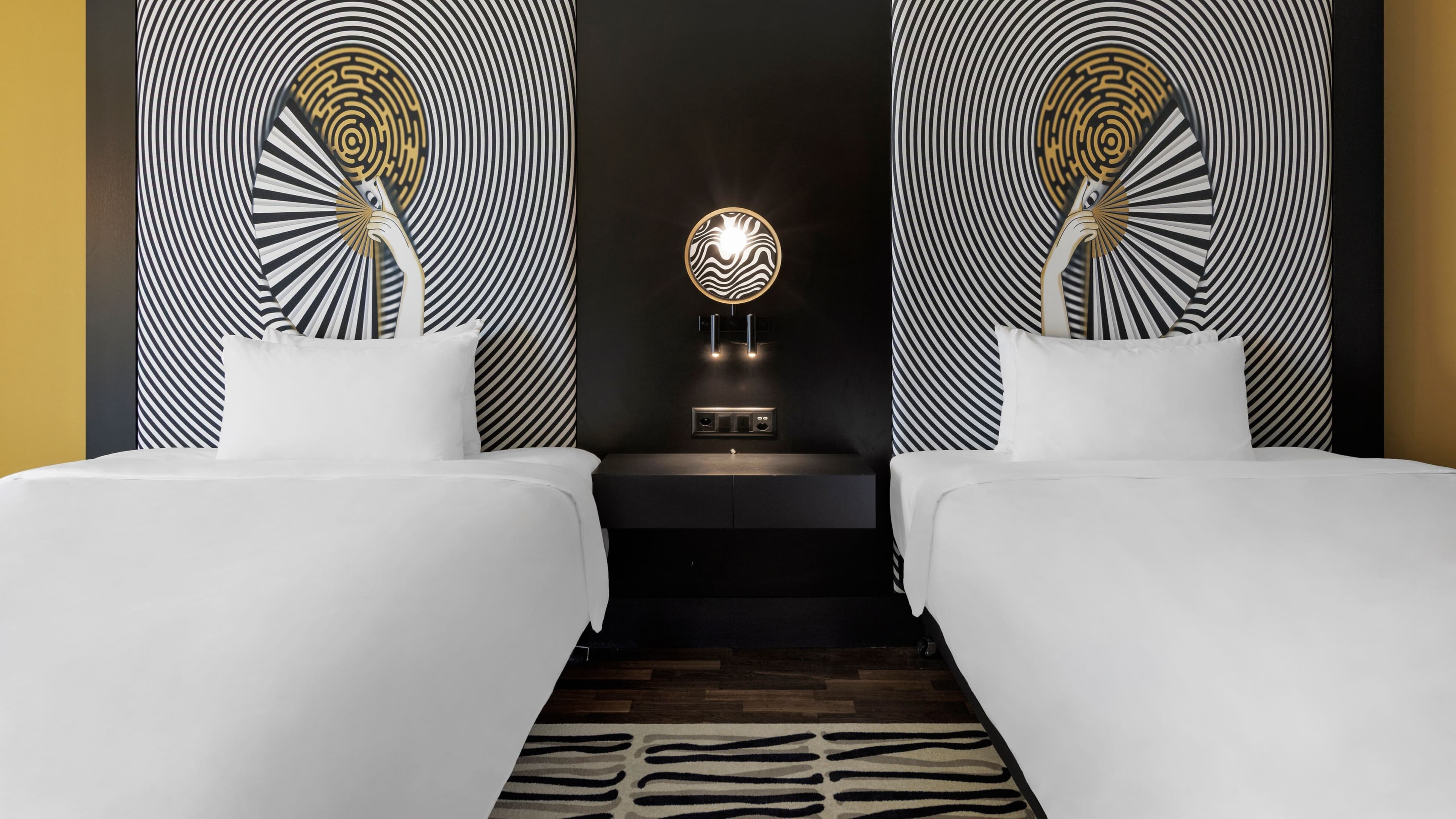 Comfort Room - Image 1