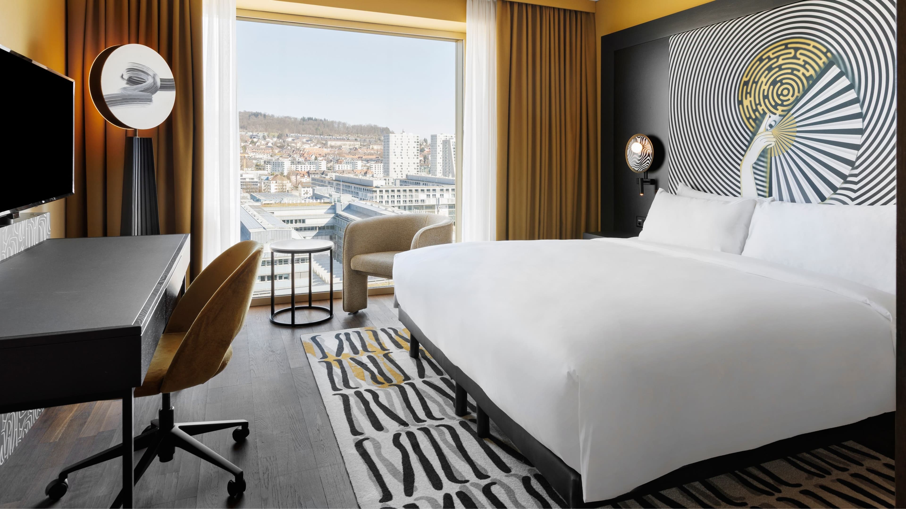 Renaissance Zurich Tower Hotel - Image 2