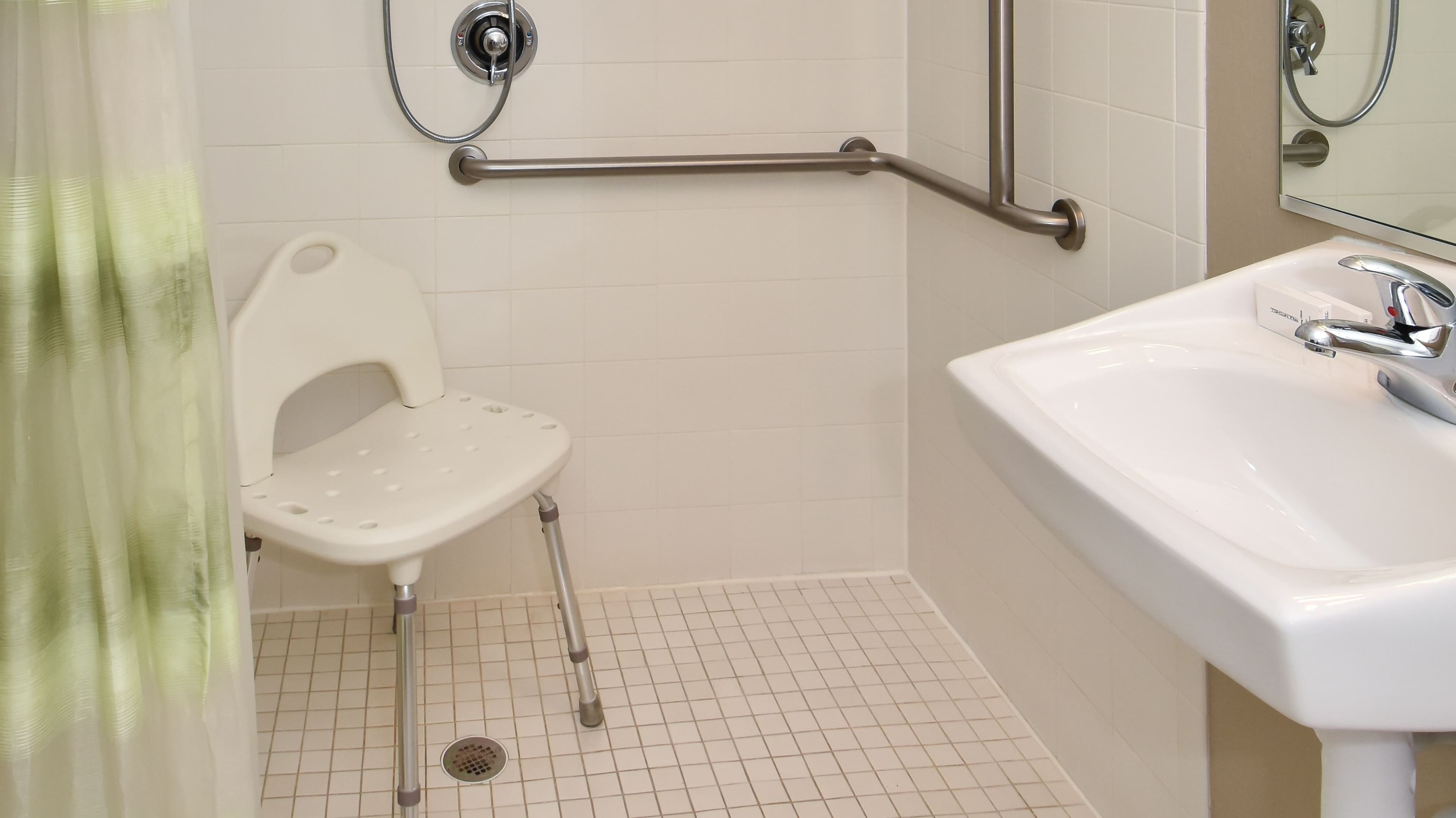 King Studio Suite - Image 5