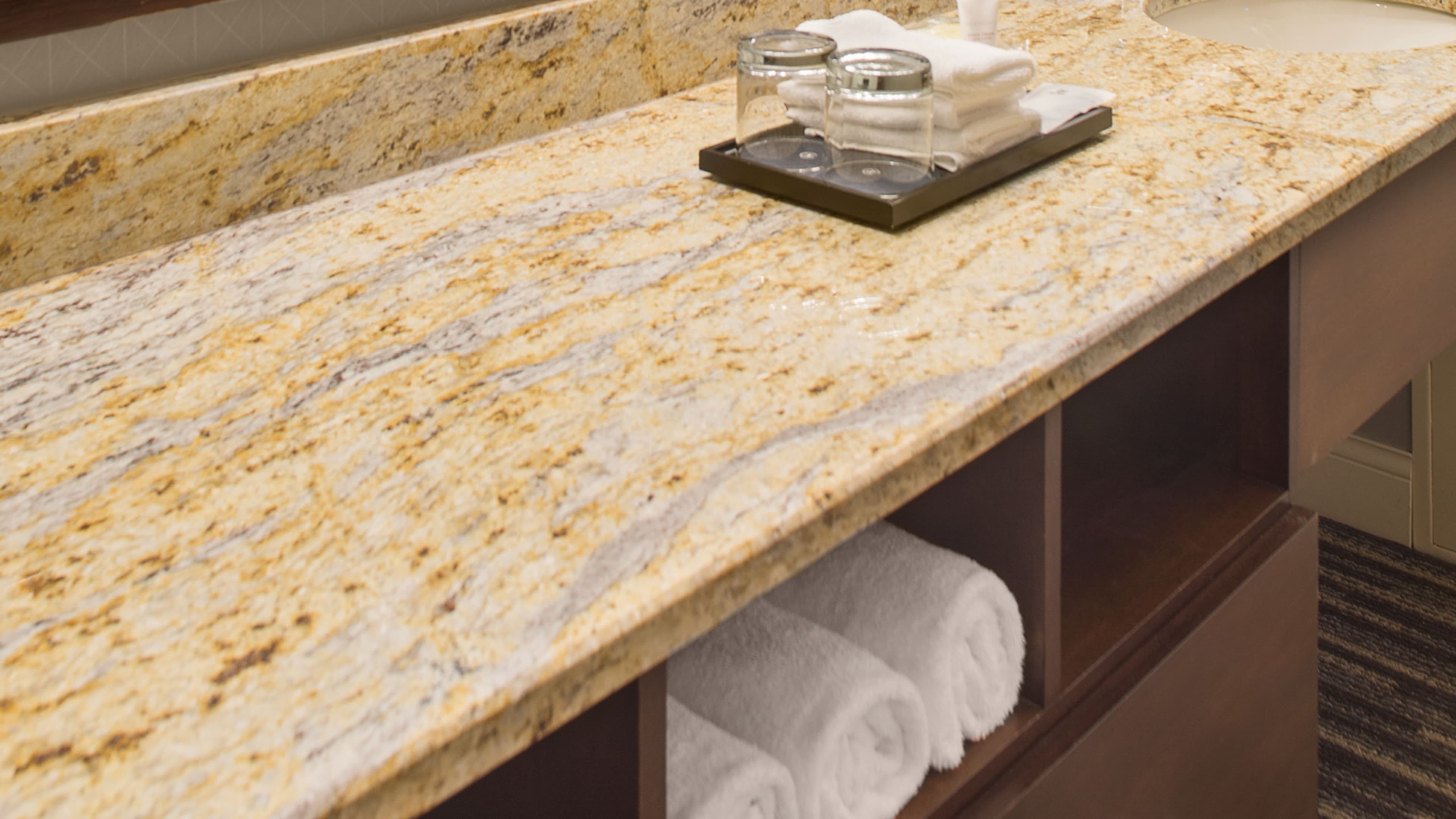 Sheraton Suites Akron Cuyahoga Falls - Image 4