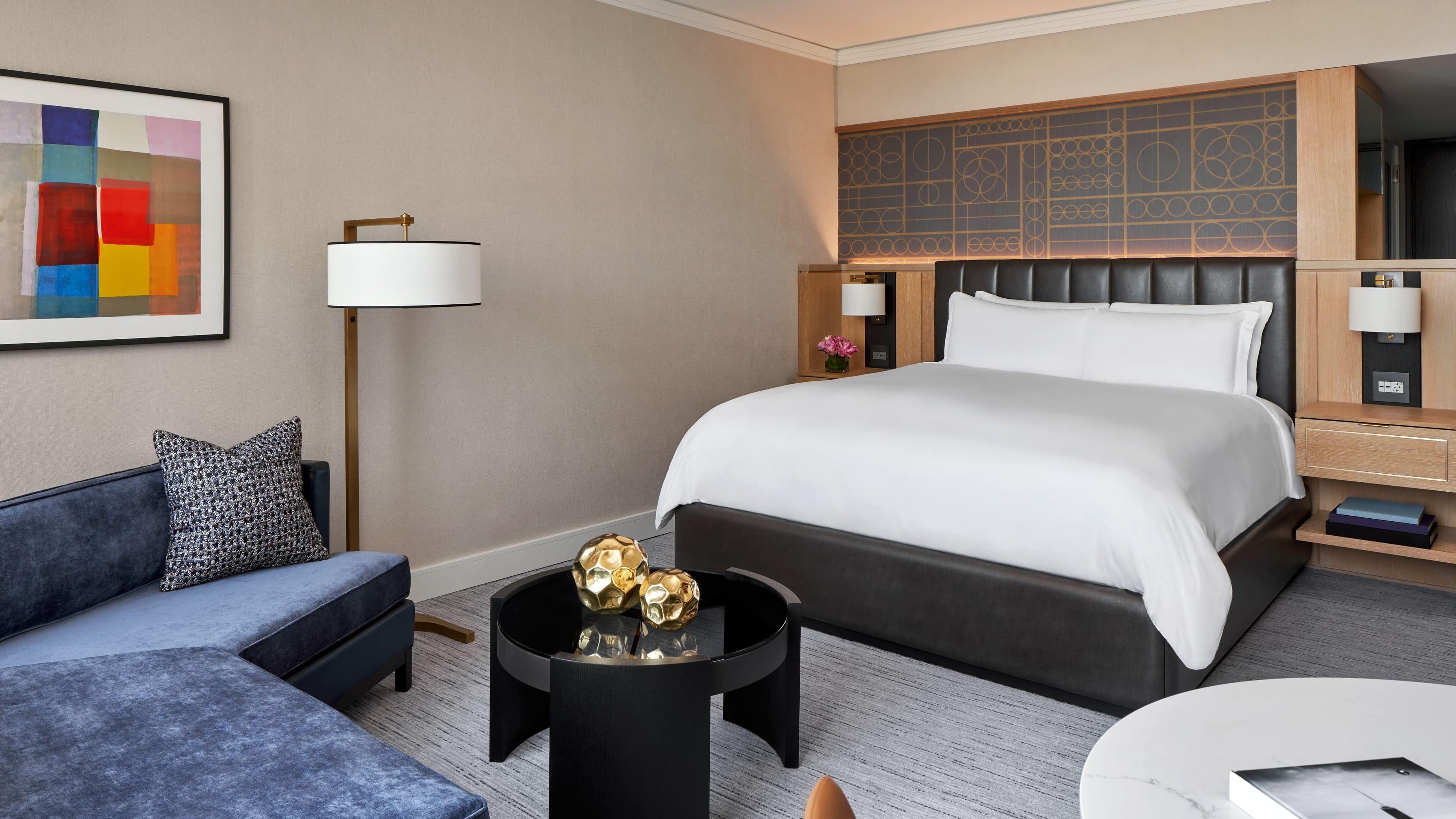 The Ritz-Carlton, Chicago - Image 2