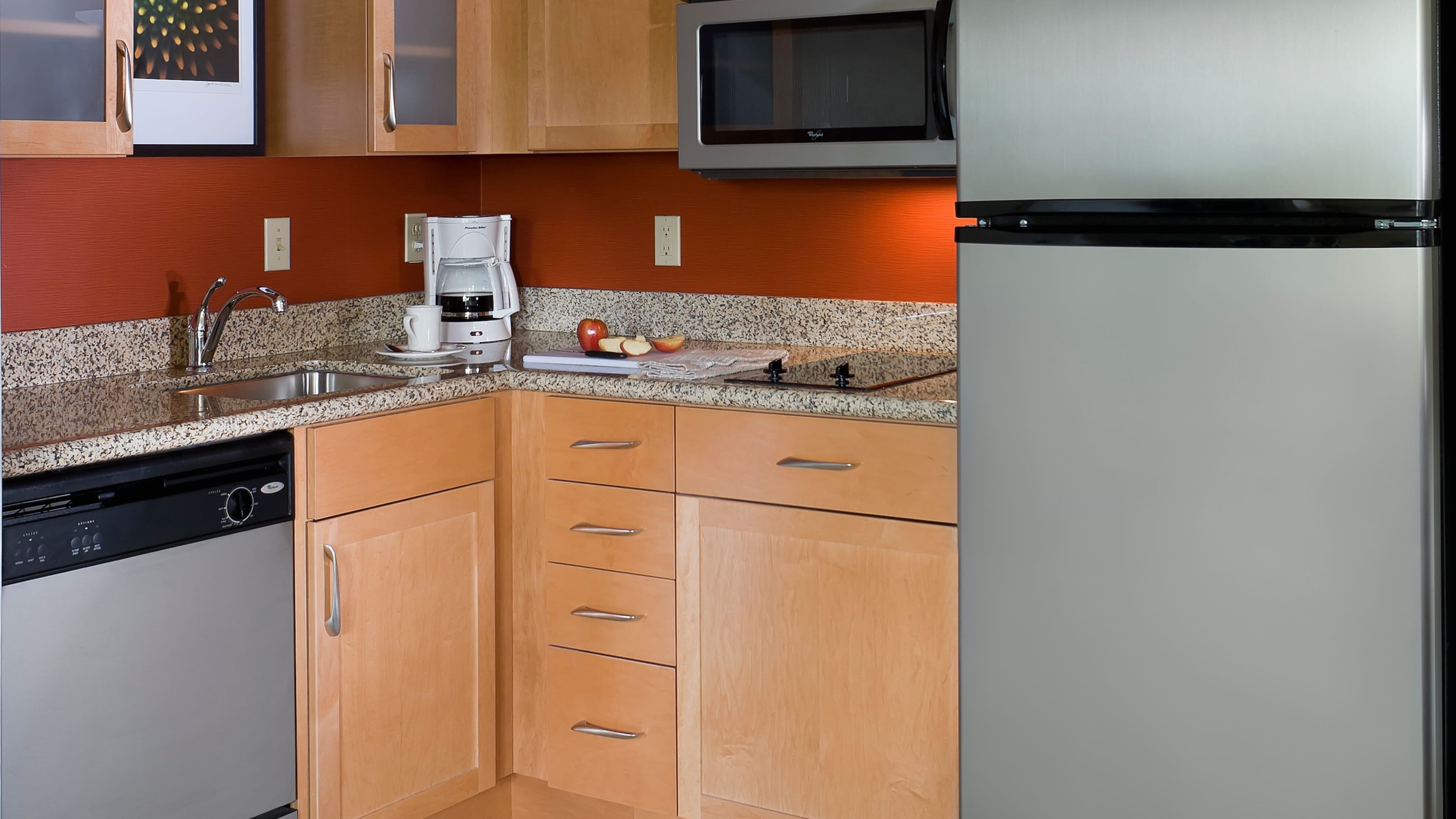 Residence Inn Cedar Rapids - Image 5