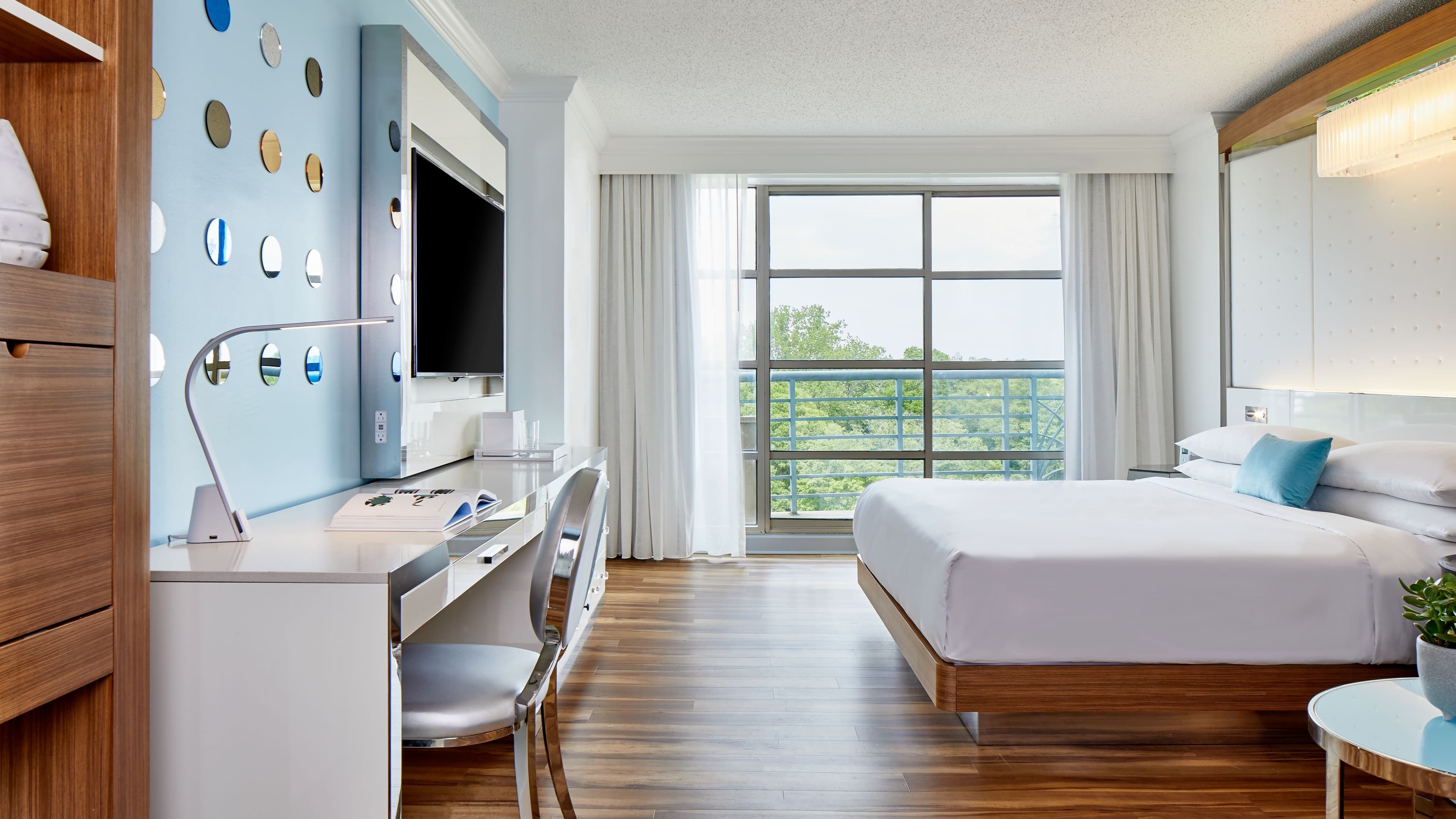 Renaissance Charlotte SouthPark Hotel - Image 4
