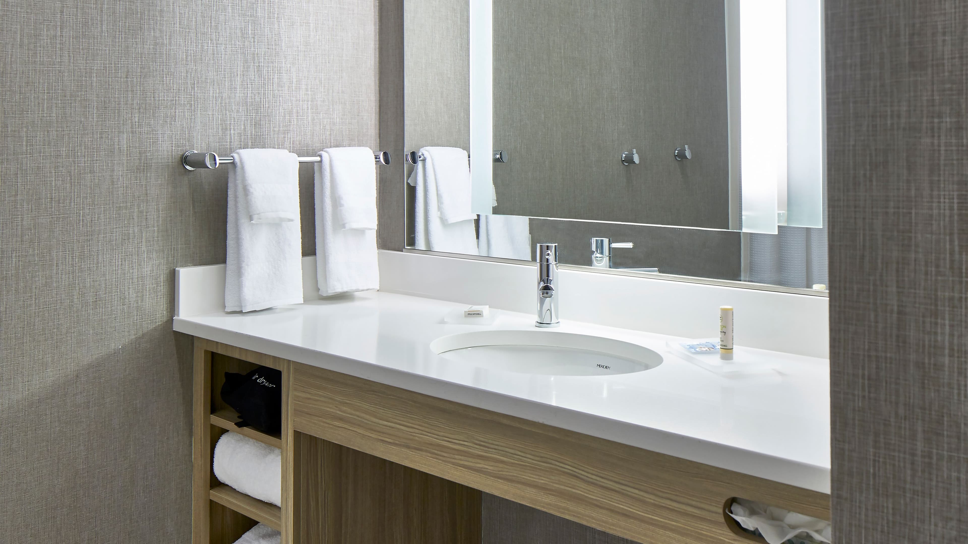 Suite - Image 5
