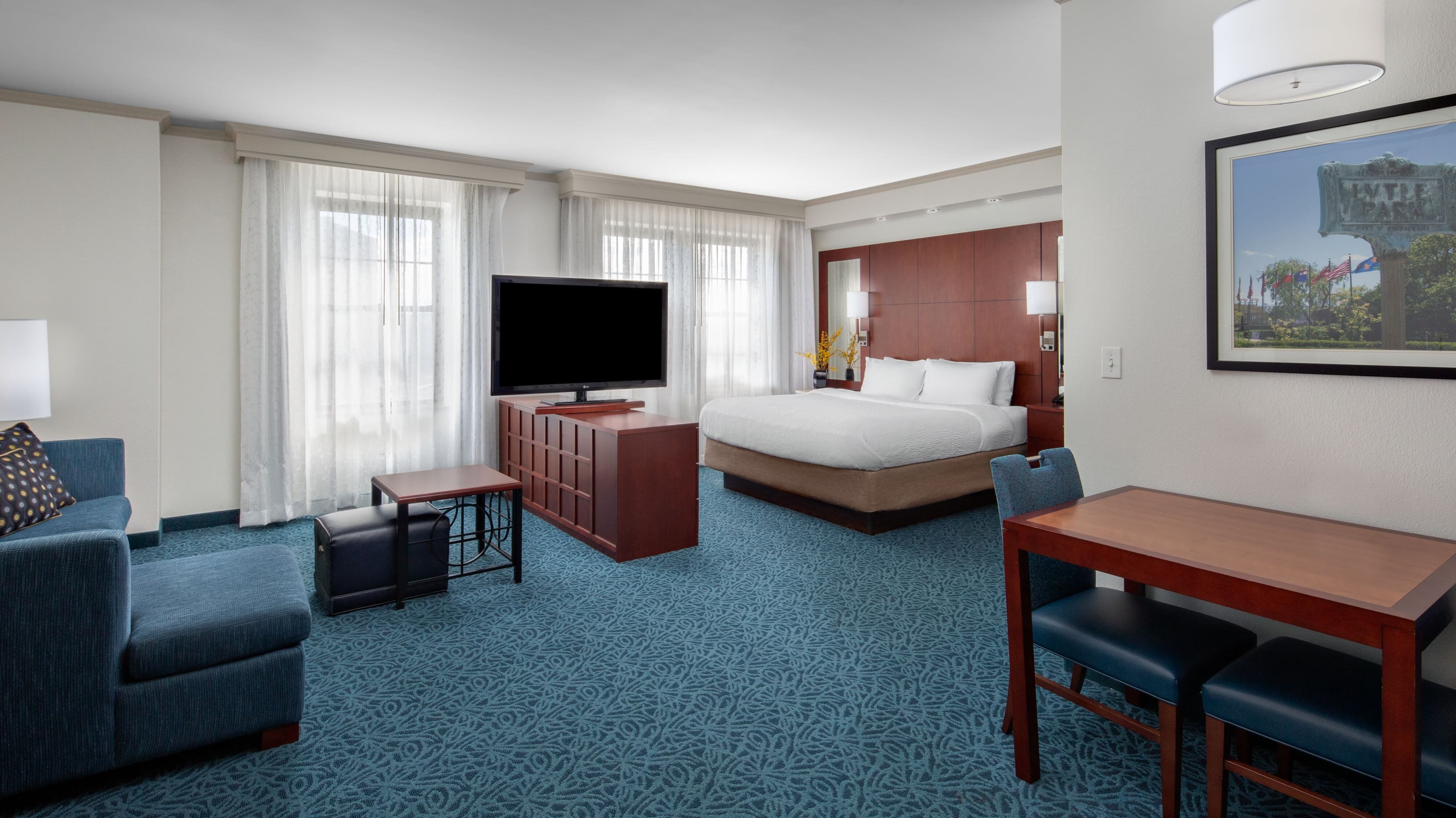 Residence Inn Cincinnati Downtown/The Phelps — 12