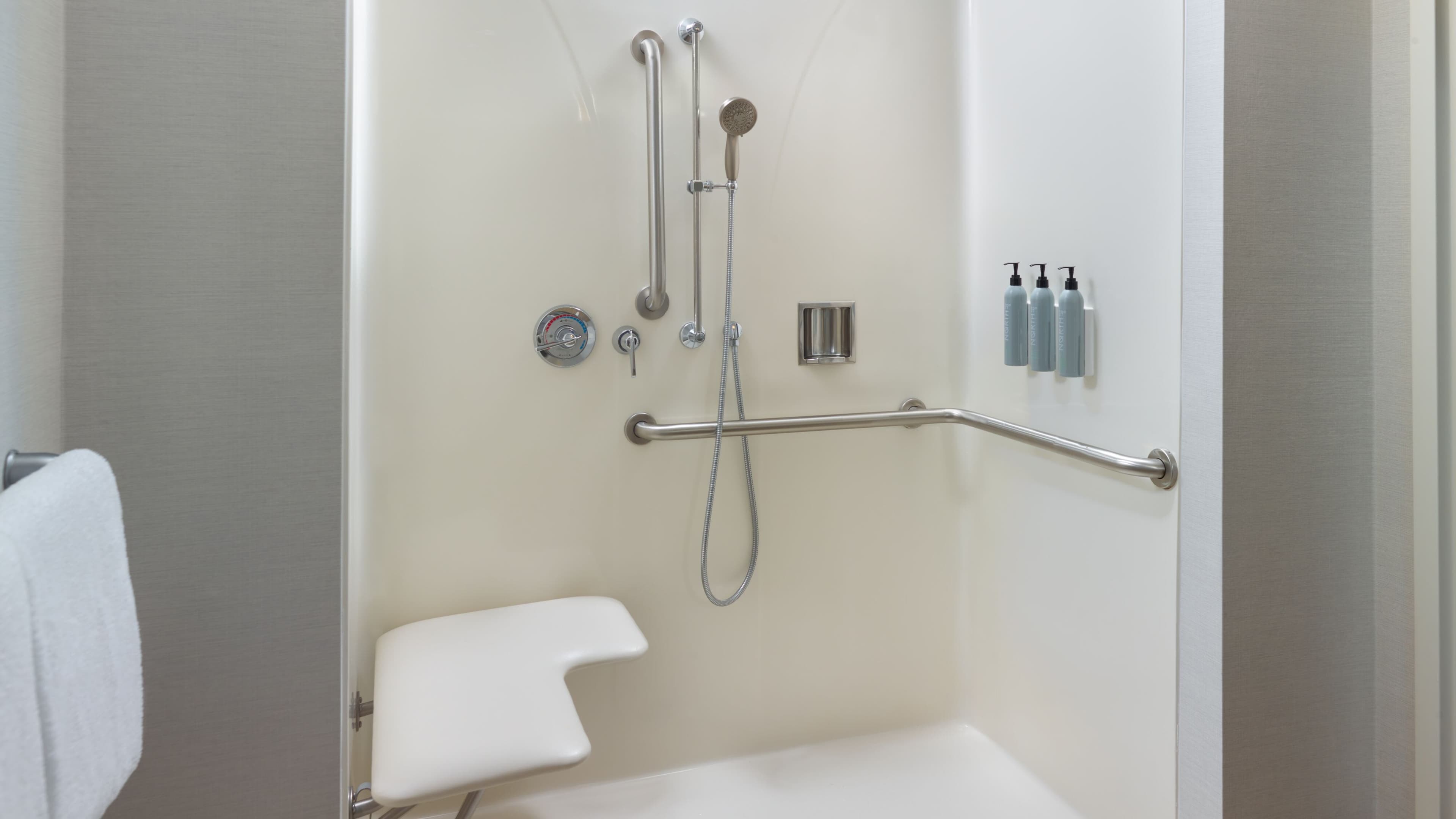 Holiday Inn Express Atlanta NE - I-85 Clairmont — 26