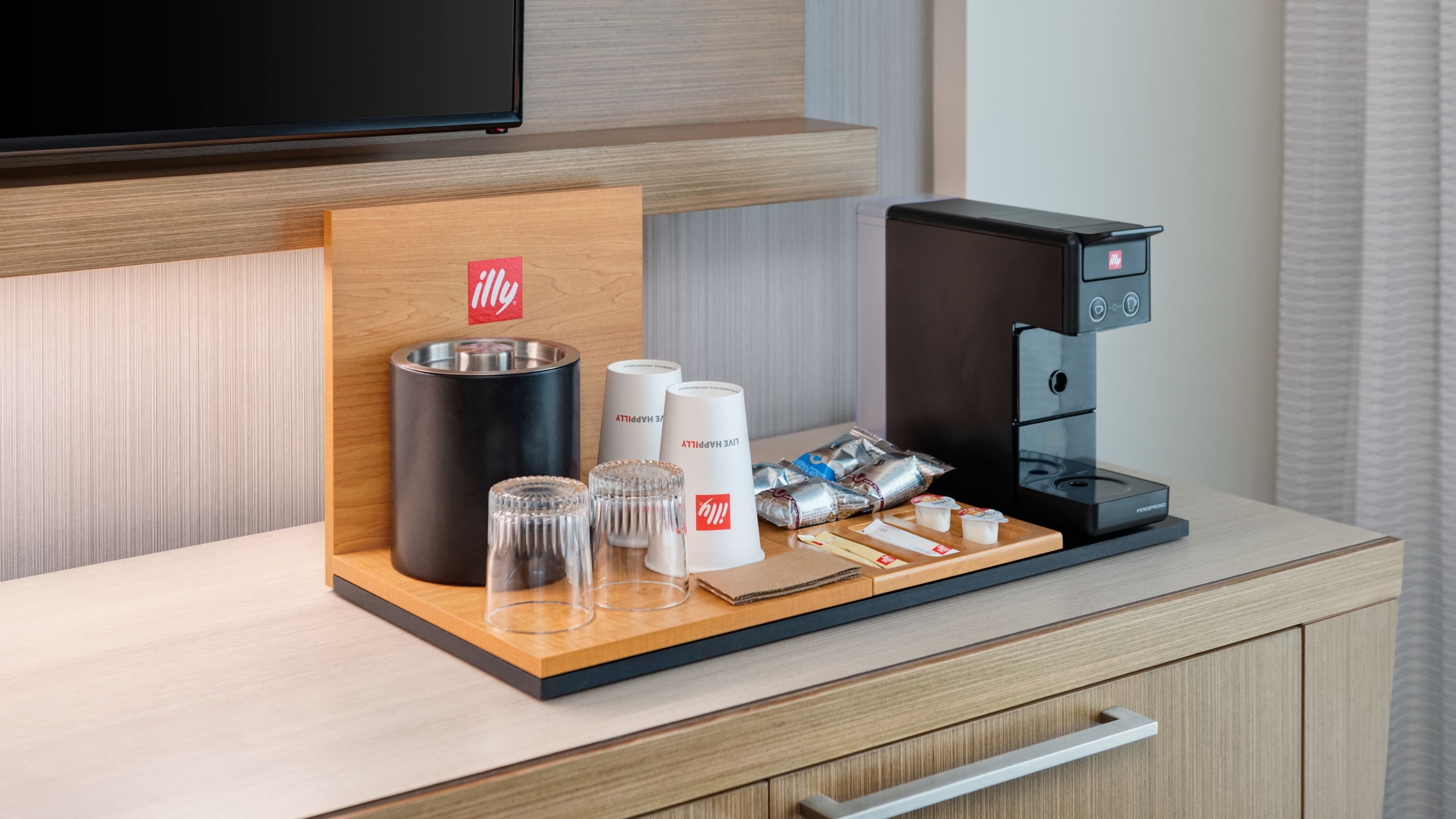 Courtyard Atlanta Alpharetta/Avalon Area - Image 4