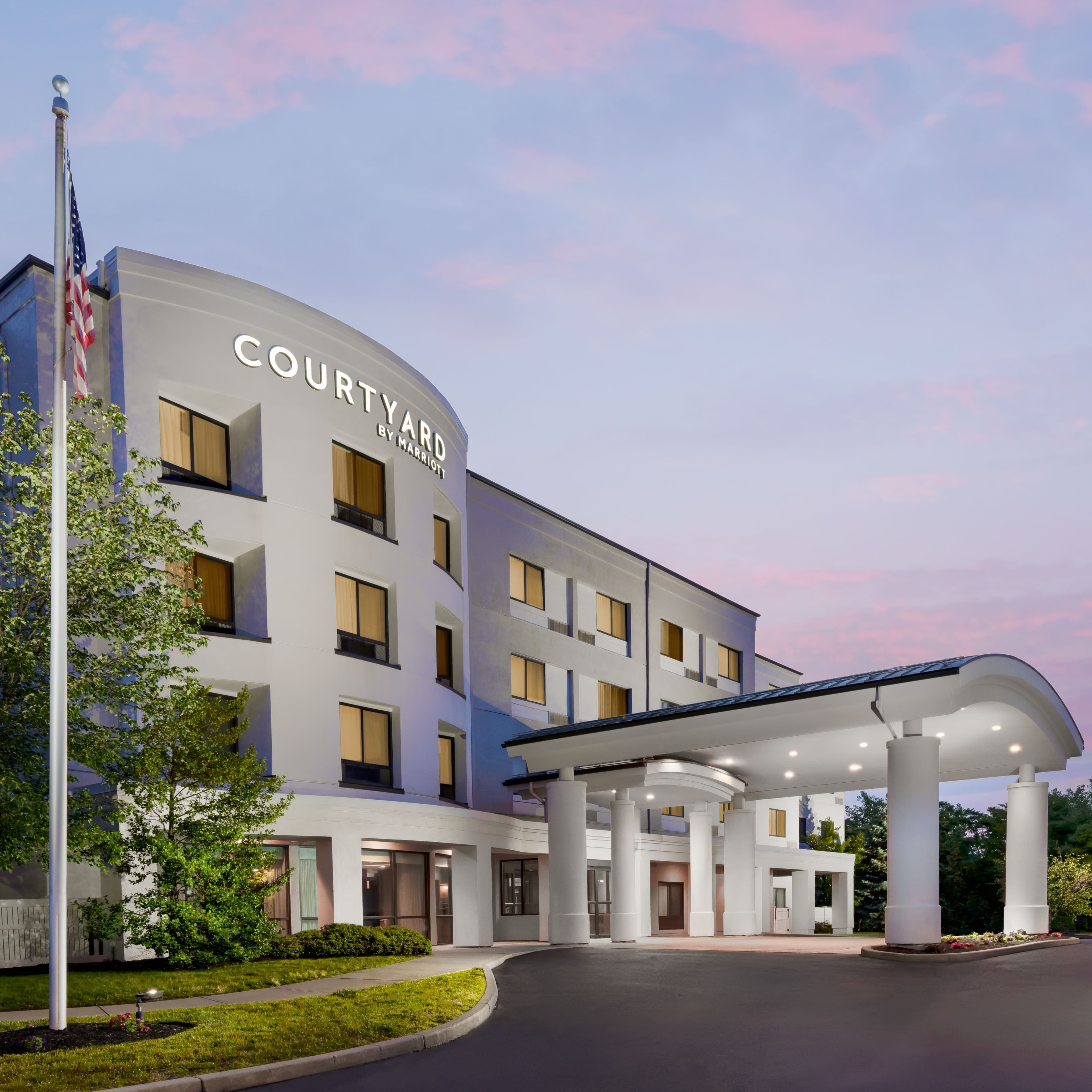 Courtyard Hartford Farmington - Image 1