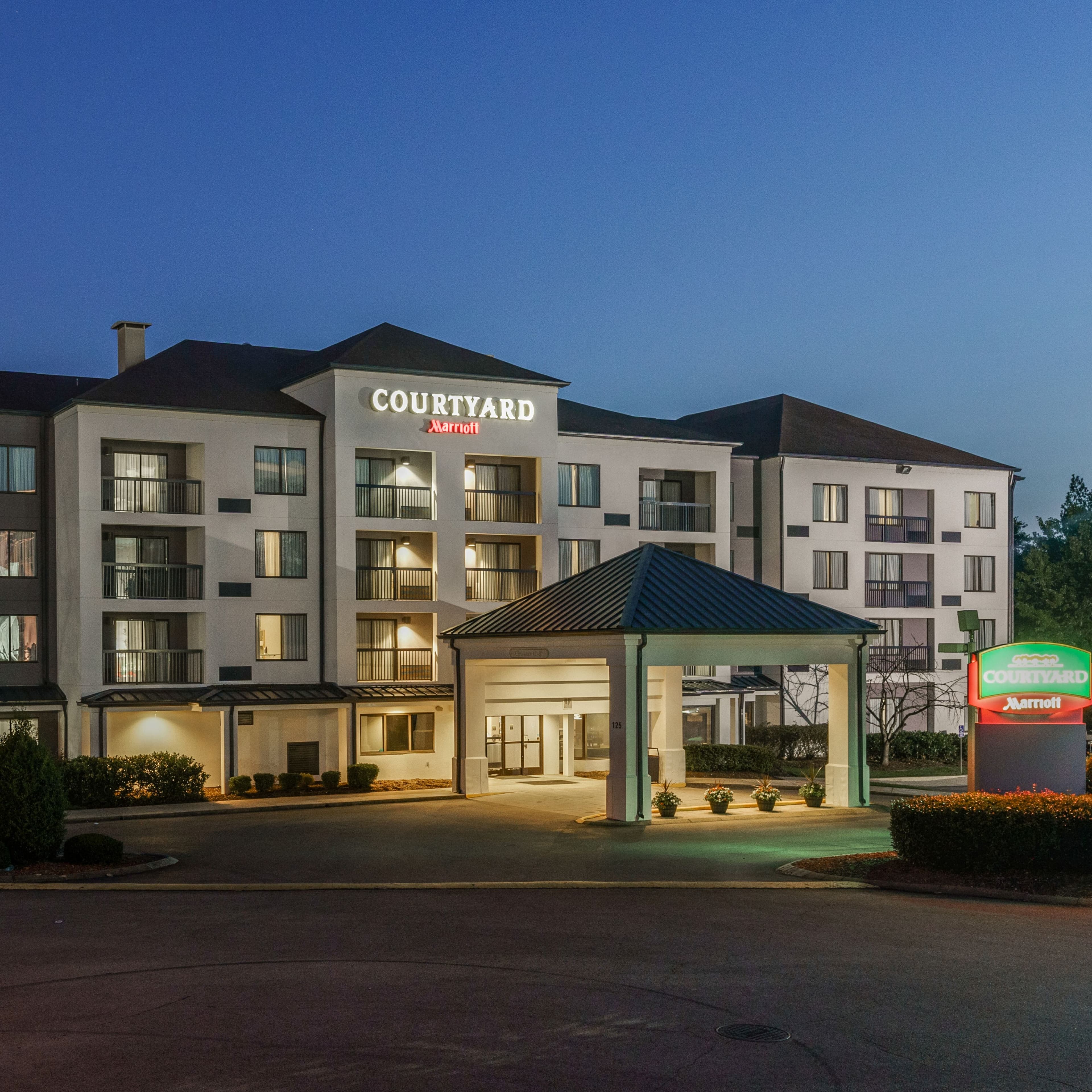 Courtyard Nashville at Opryland - Image 1
