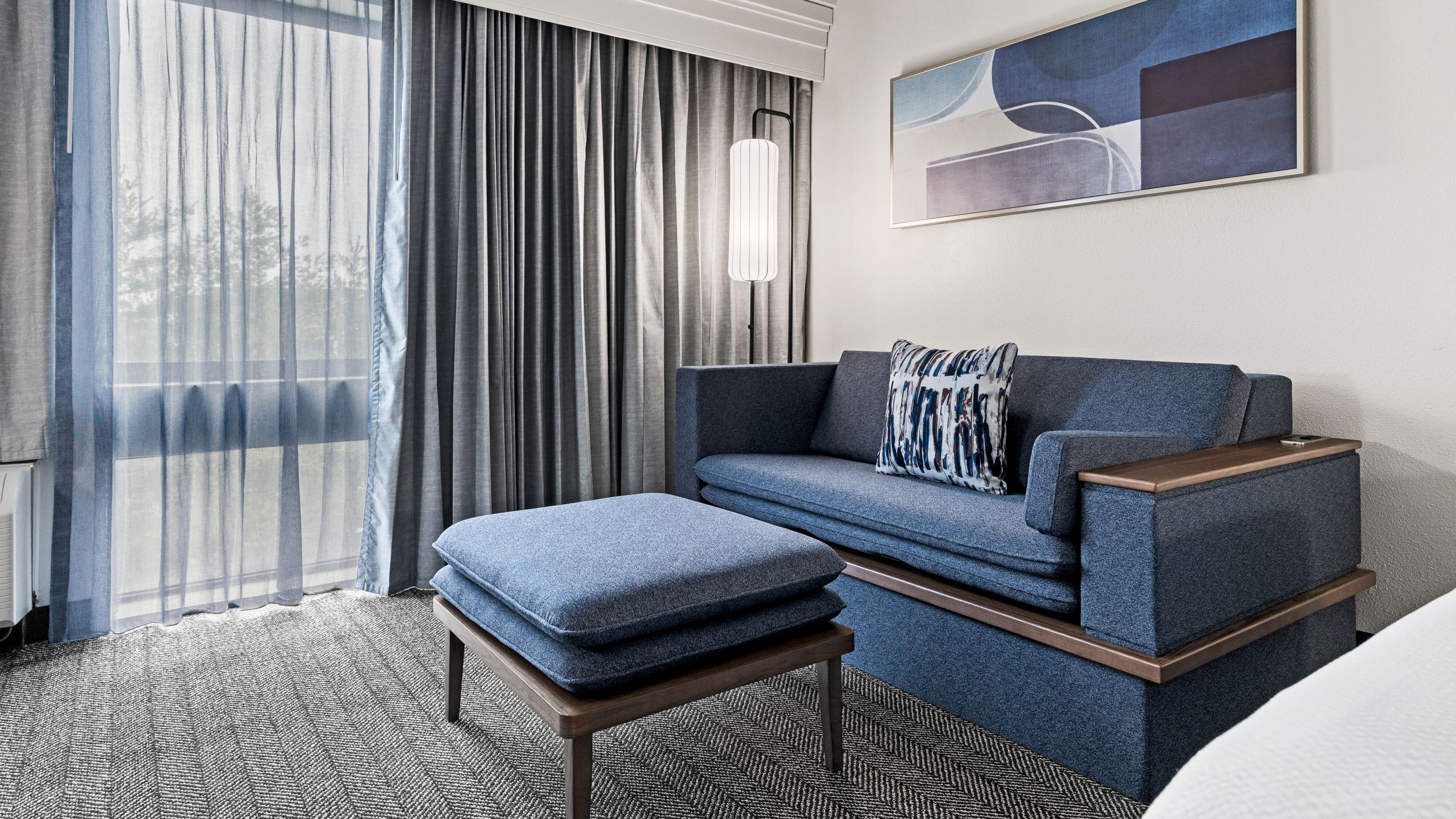 Courtyard Clarksville - Image 3