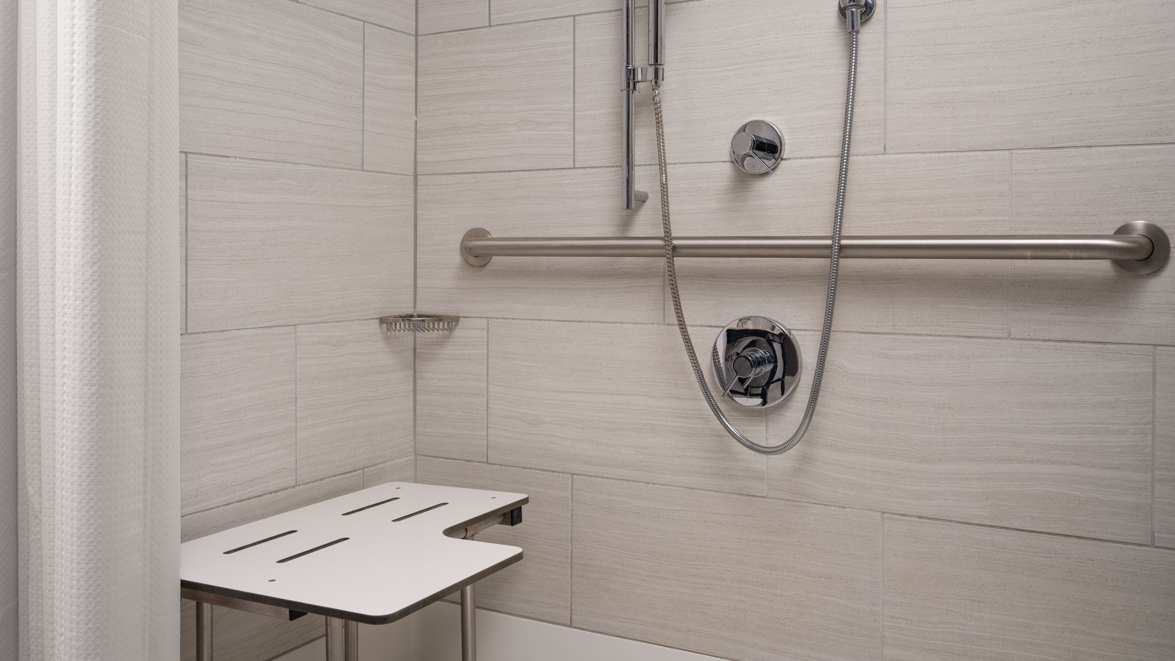 1 King Bed - Image 7