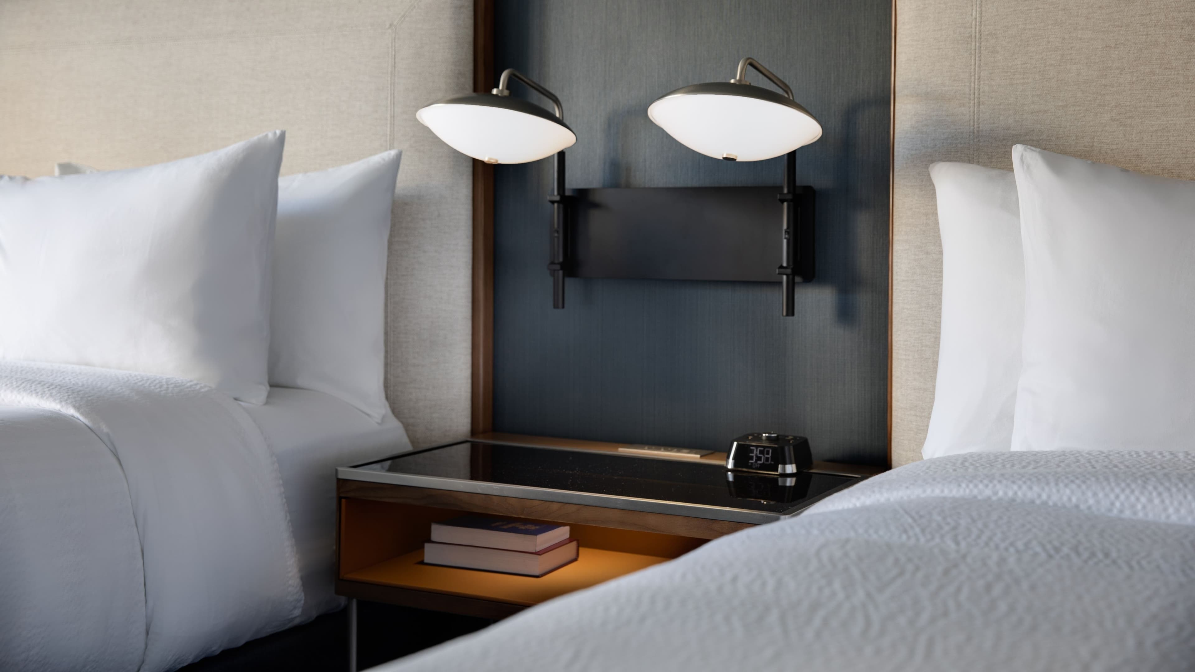 Queen/Queen Guest Room - Image 5